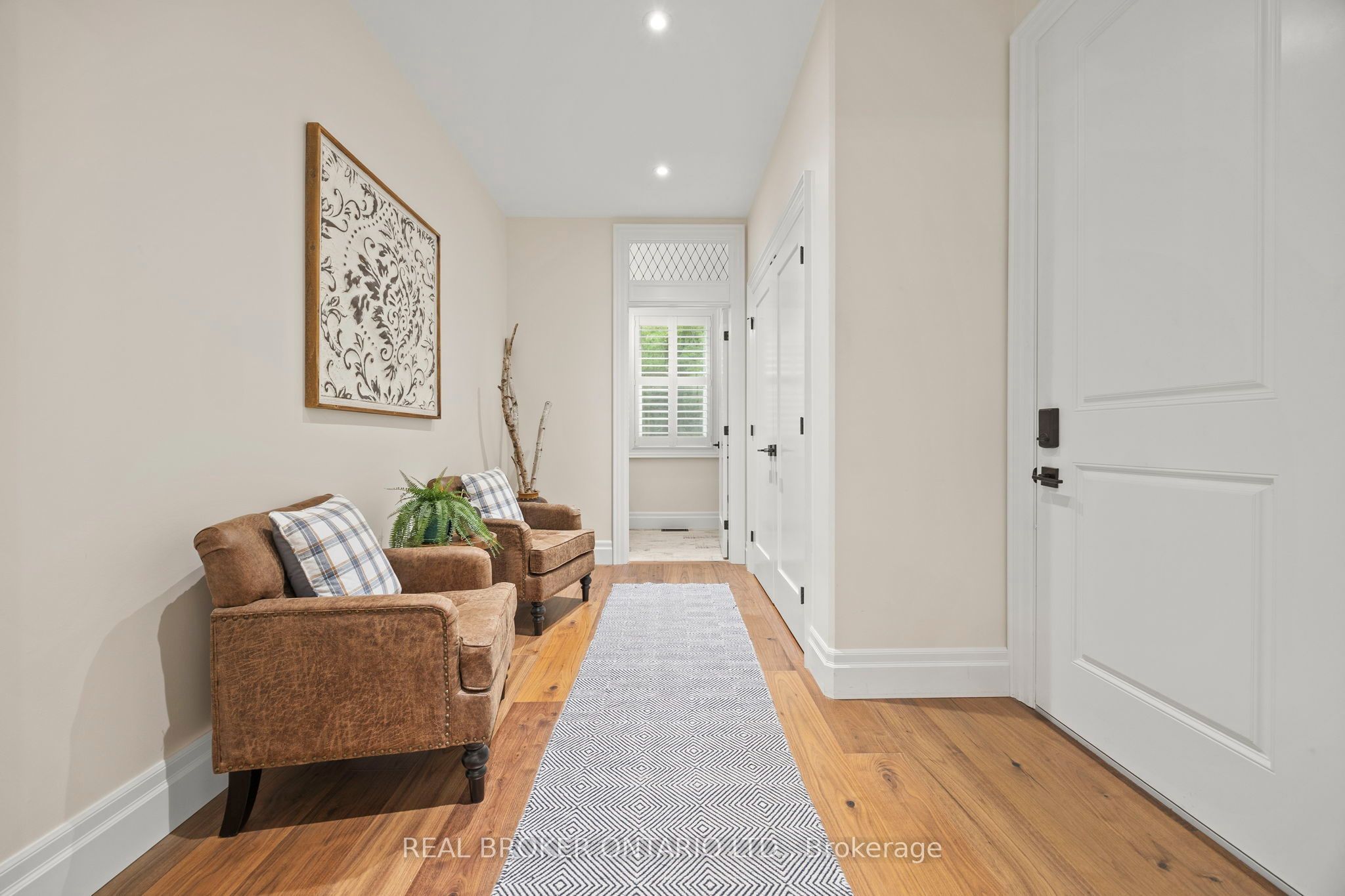 3898 Line 9 Property Photo 15