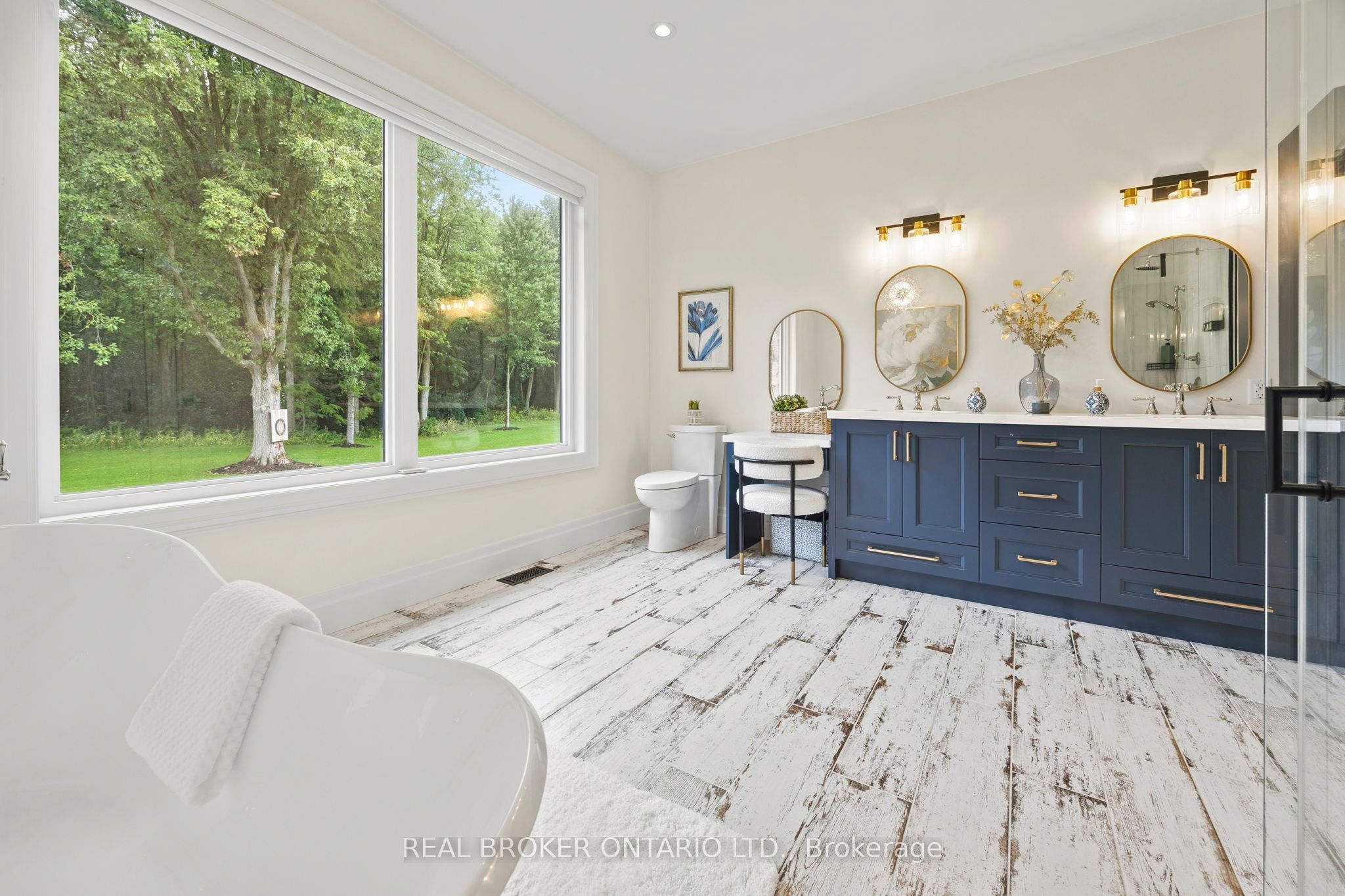 3898 Line 9 Property Photo 20