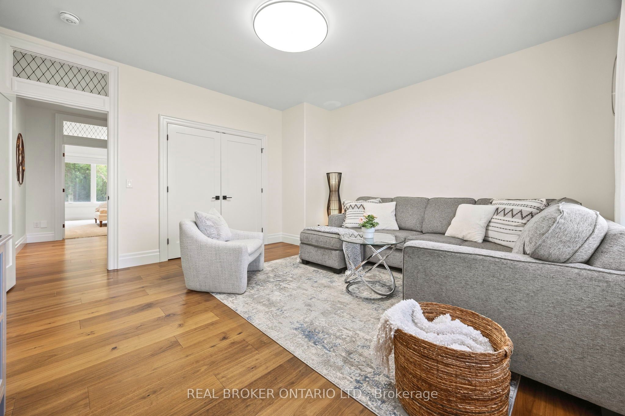 3898 Line 9 Property Photo 24