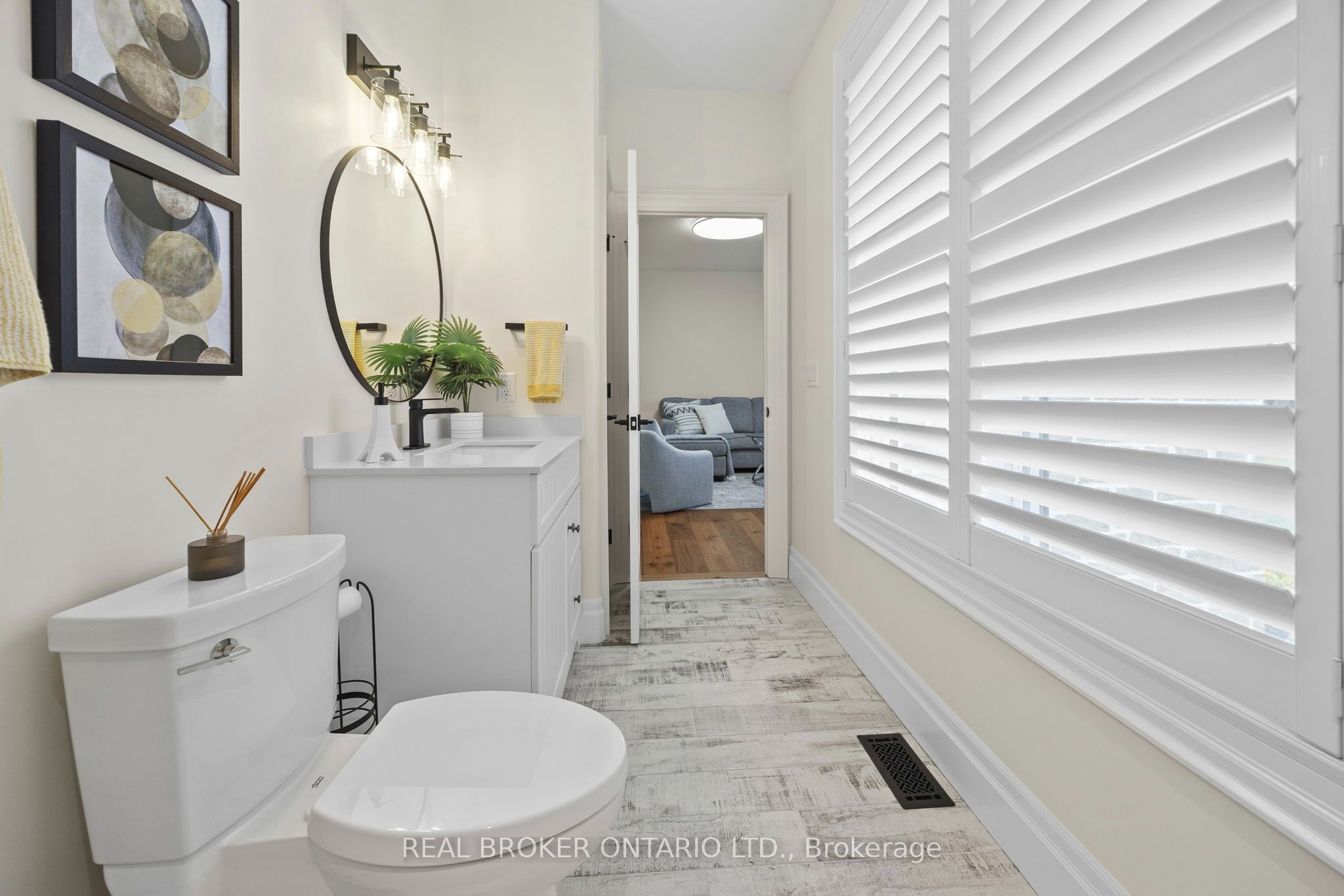 3898 Line 9 Property Photo 26