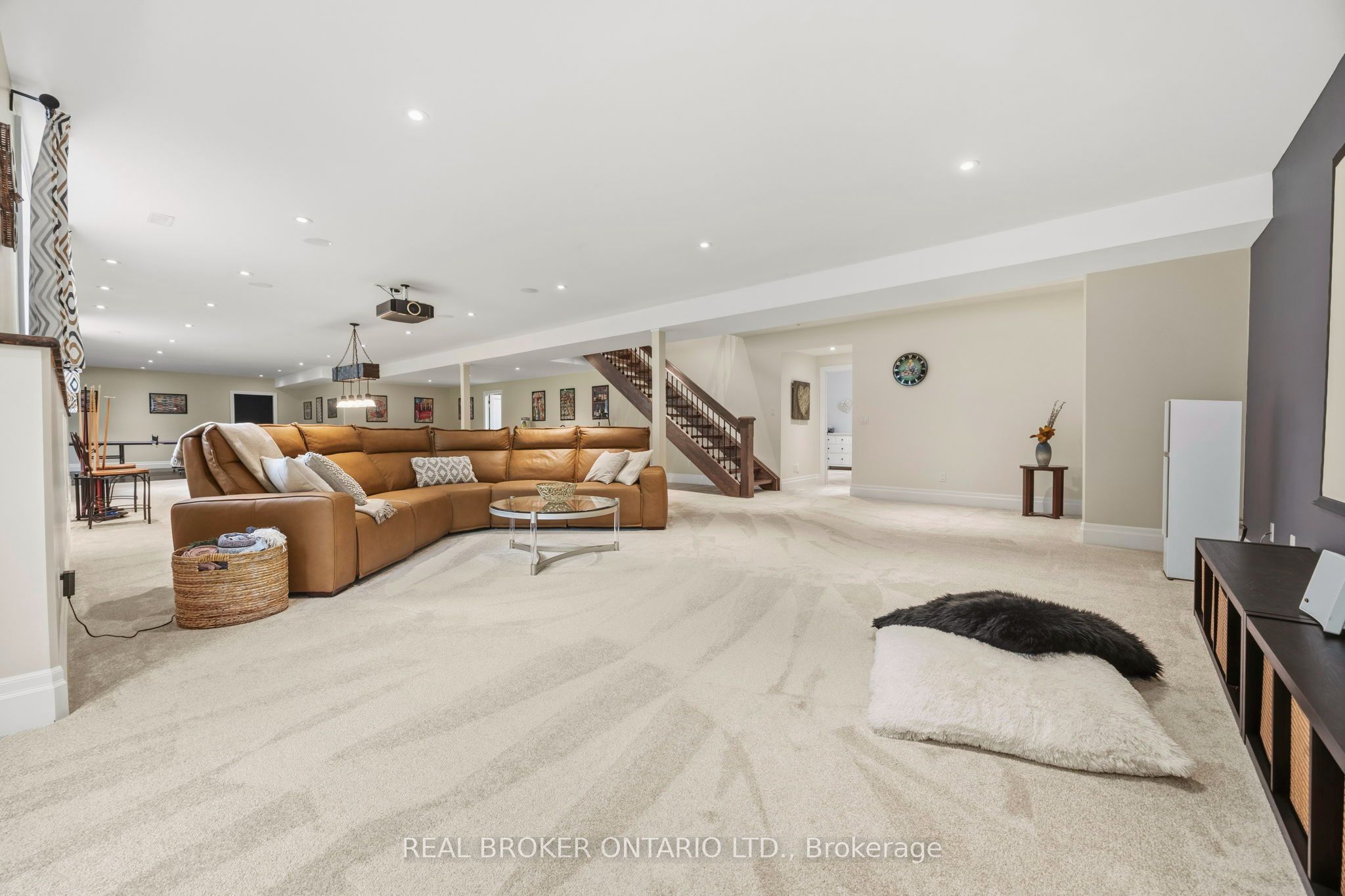 3898 Line 9 Property Photo 30