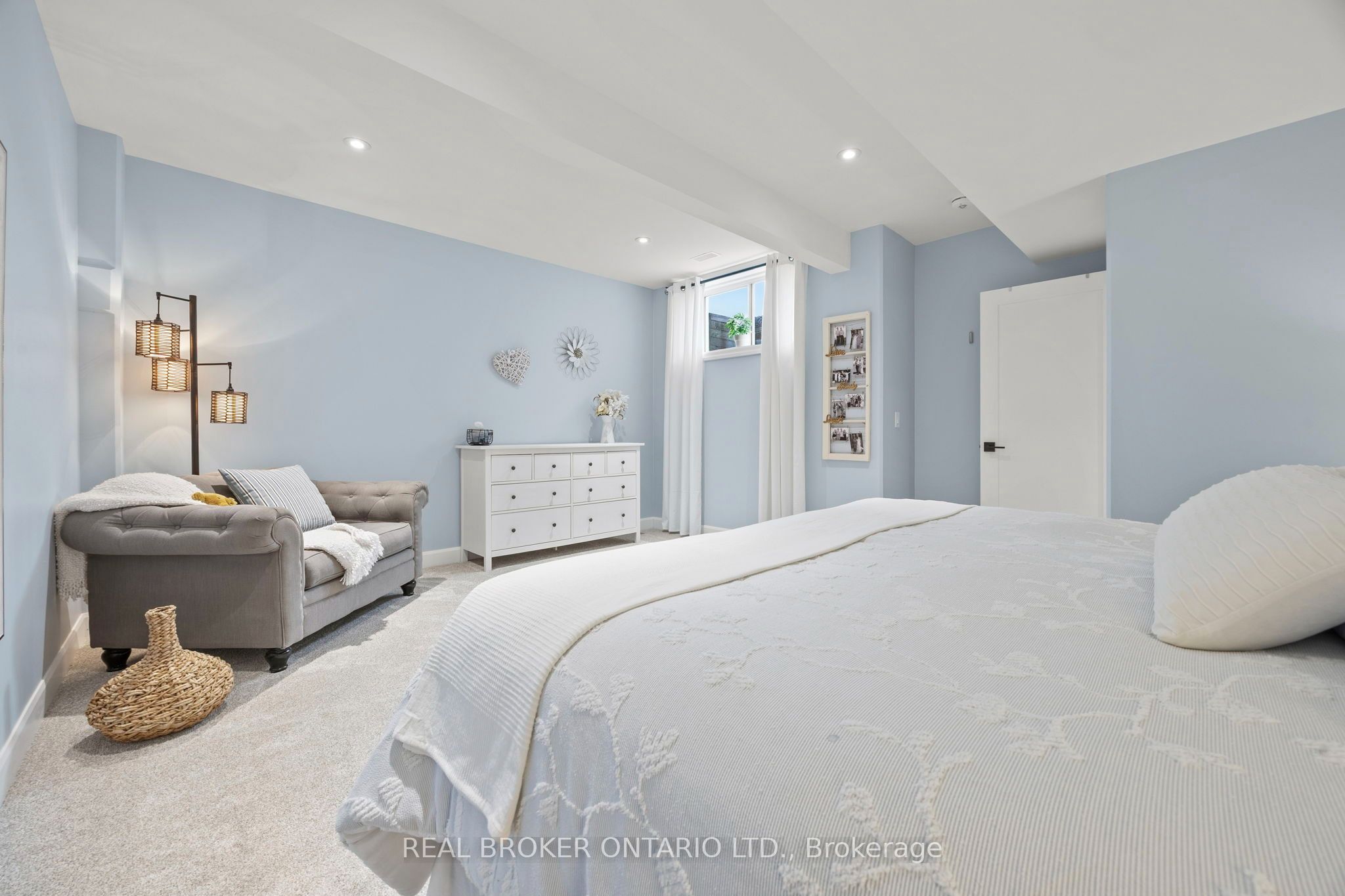3898 Line 9 Property Photo 37