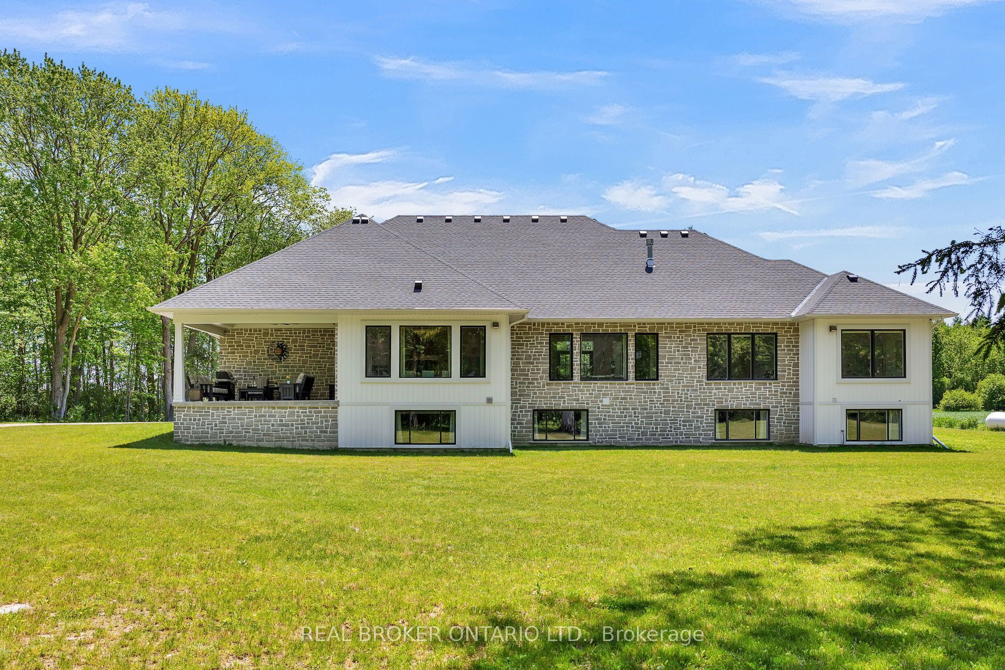 3898 Line 9 Property Photo 45