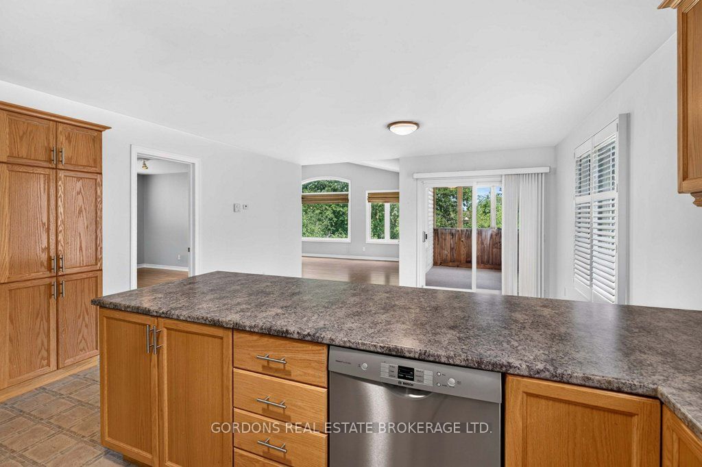 633 Melrose Street Property Photo 19