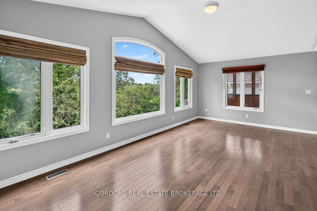 633 Melrose Street Property Photo 34