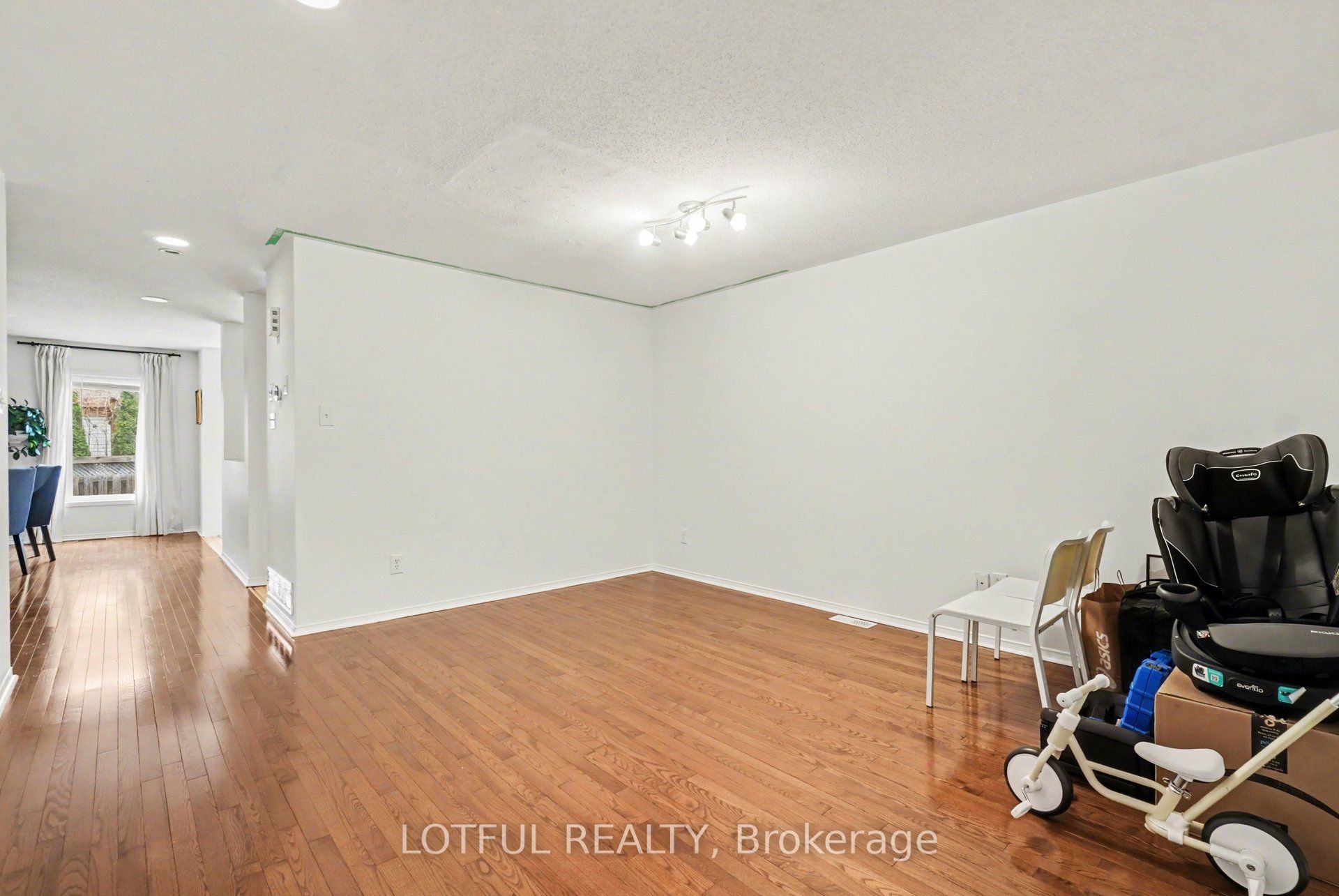 3 Collington Street Property Photo 3