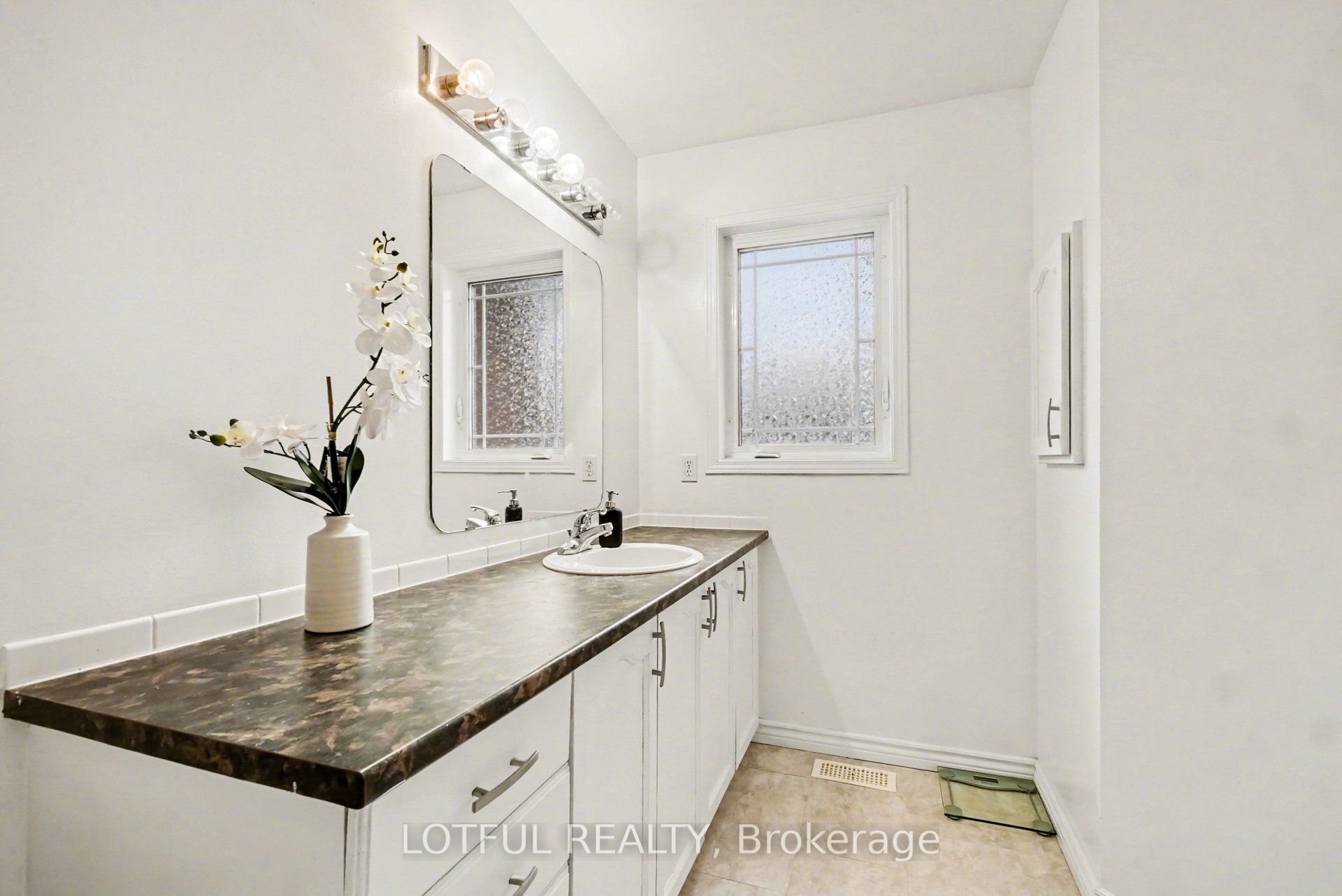3 Collington Street Property Photo 16