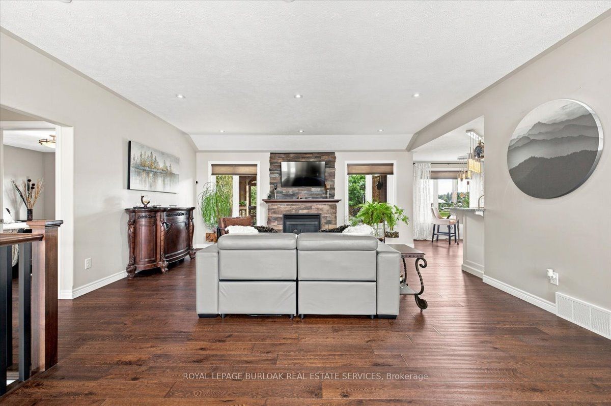 25 Birch Avenue Property Photo 6