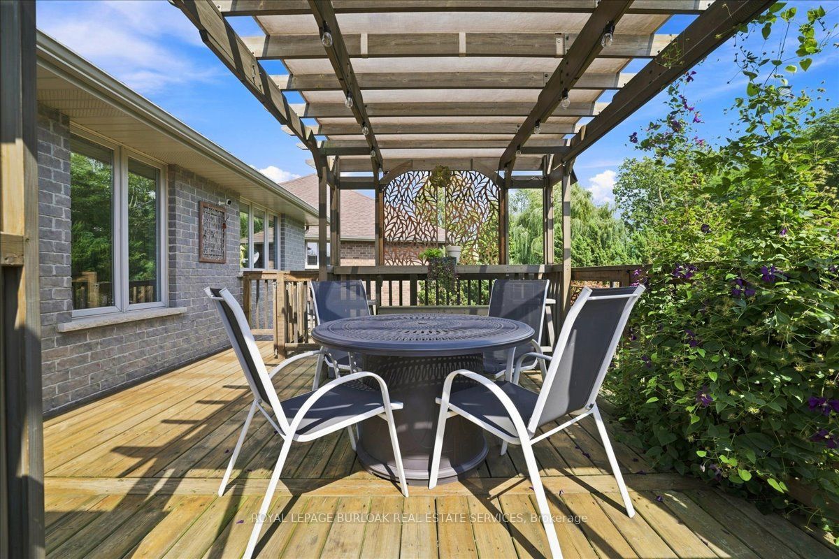 25 Birch Avenue Property Photo 30