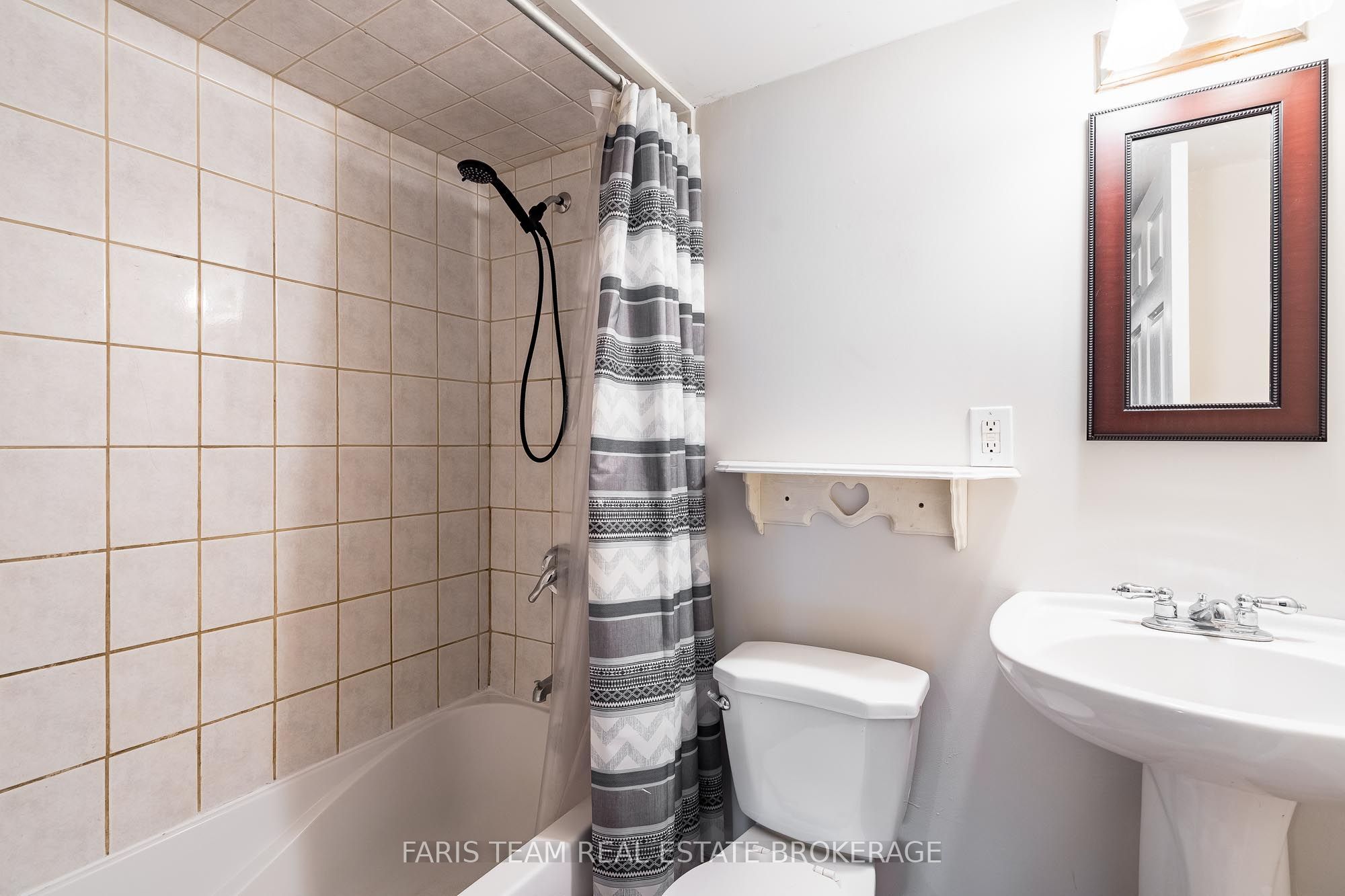 782 Greenwood Crescent Property Photo 28