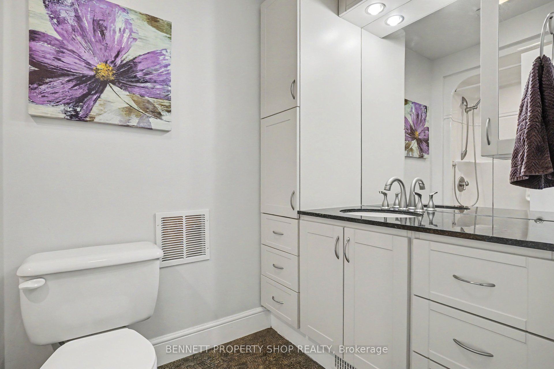 3411 Paul Anka Drive 39 Property Photo 8