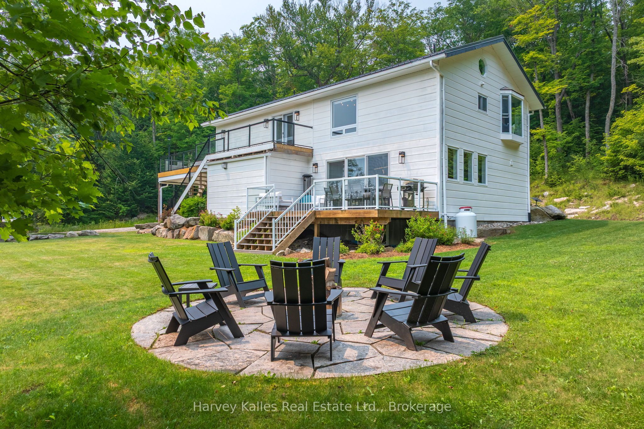 1106 North Pickerel Lake Road Property Photo 6