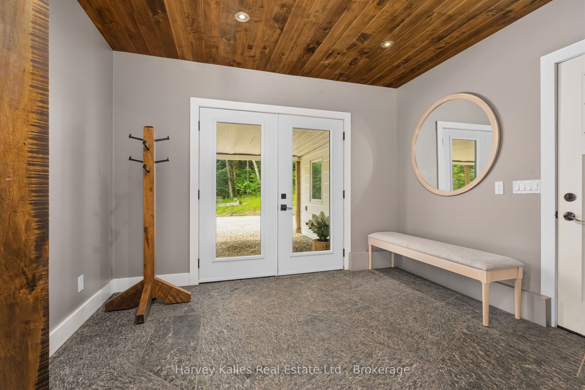 1106 North Pickerel Lake Road Property Photo 8