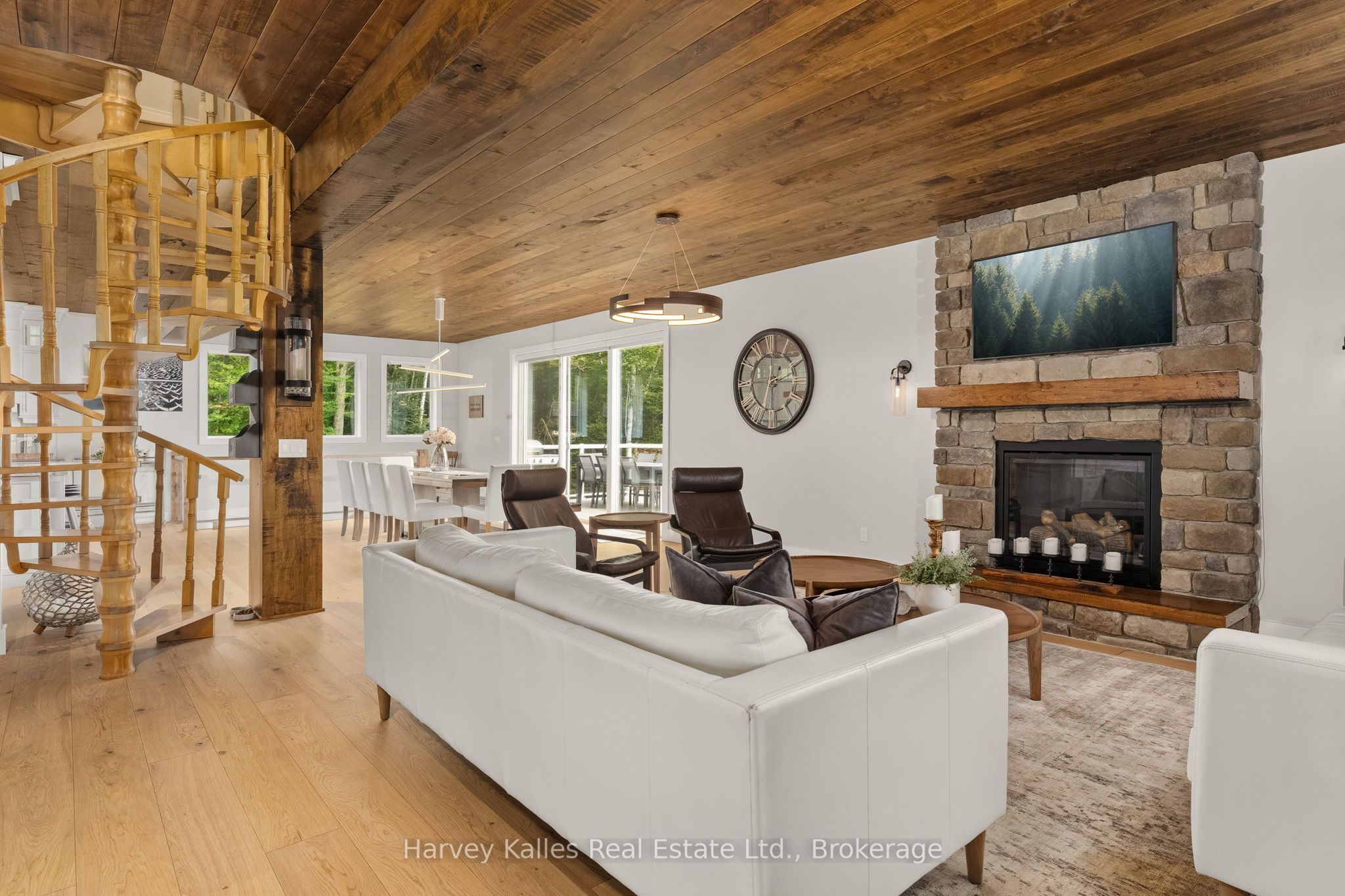 1106 North Pickerel Lake Road Property Photo 9