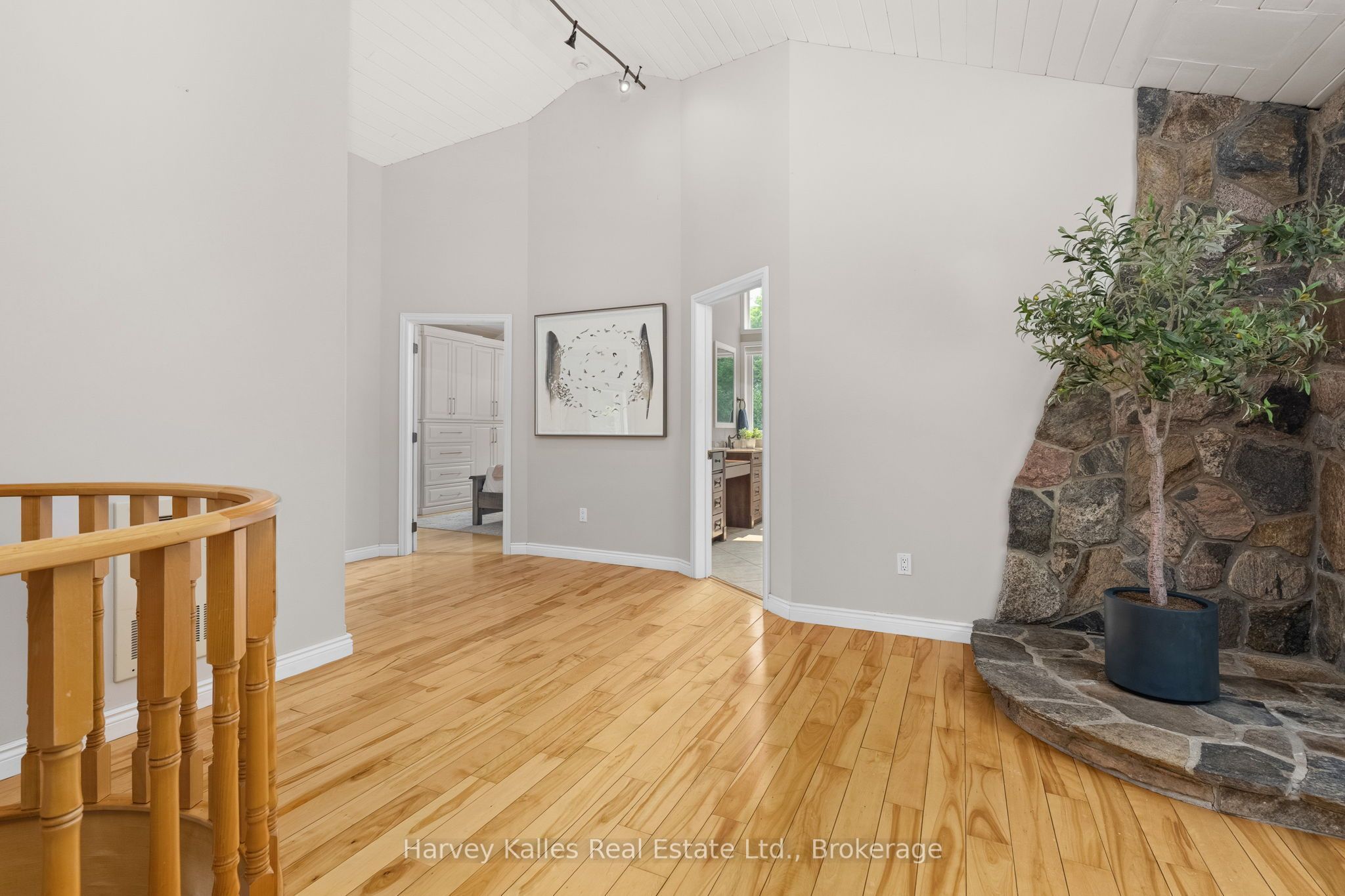 1106 North Pickerel Lake Road Property Photo 24