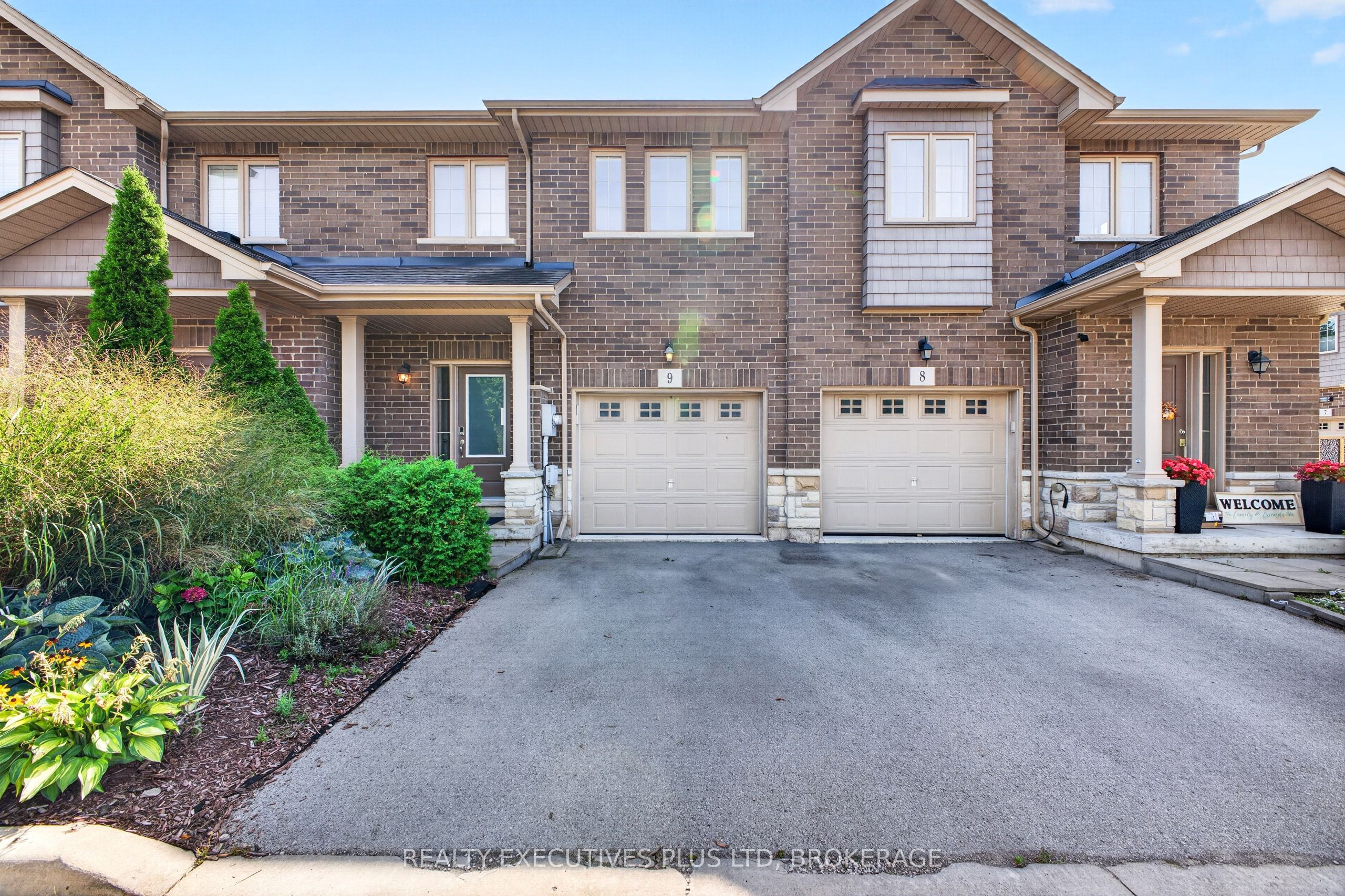 43 Kerman Avenue 9