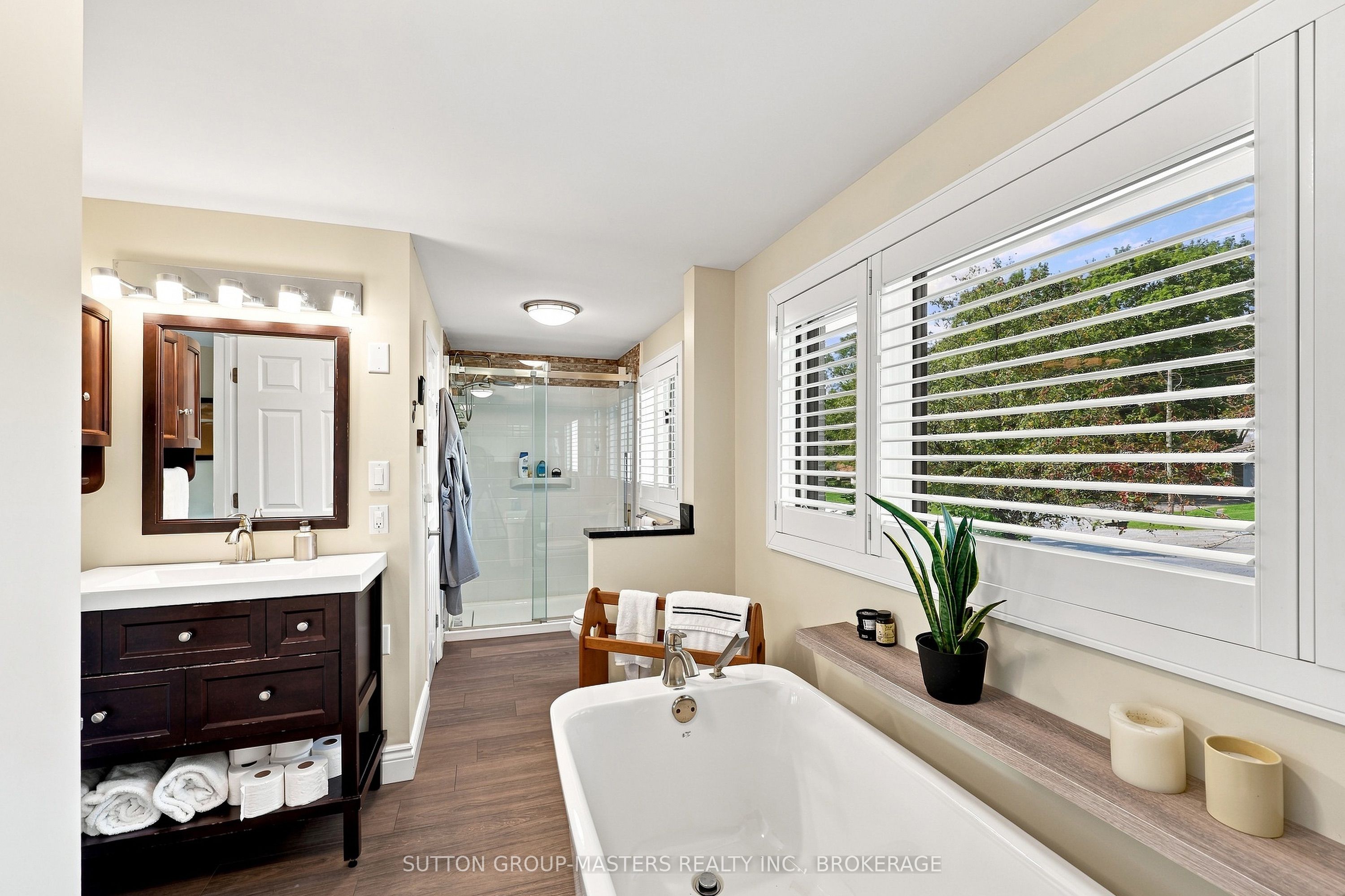 732 Centre Street Property Photo 35
