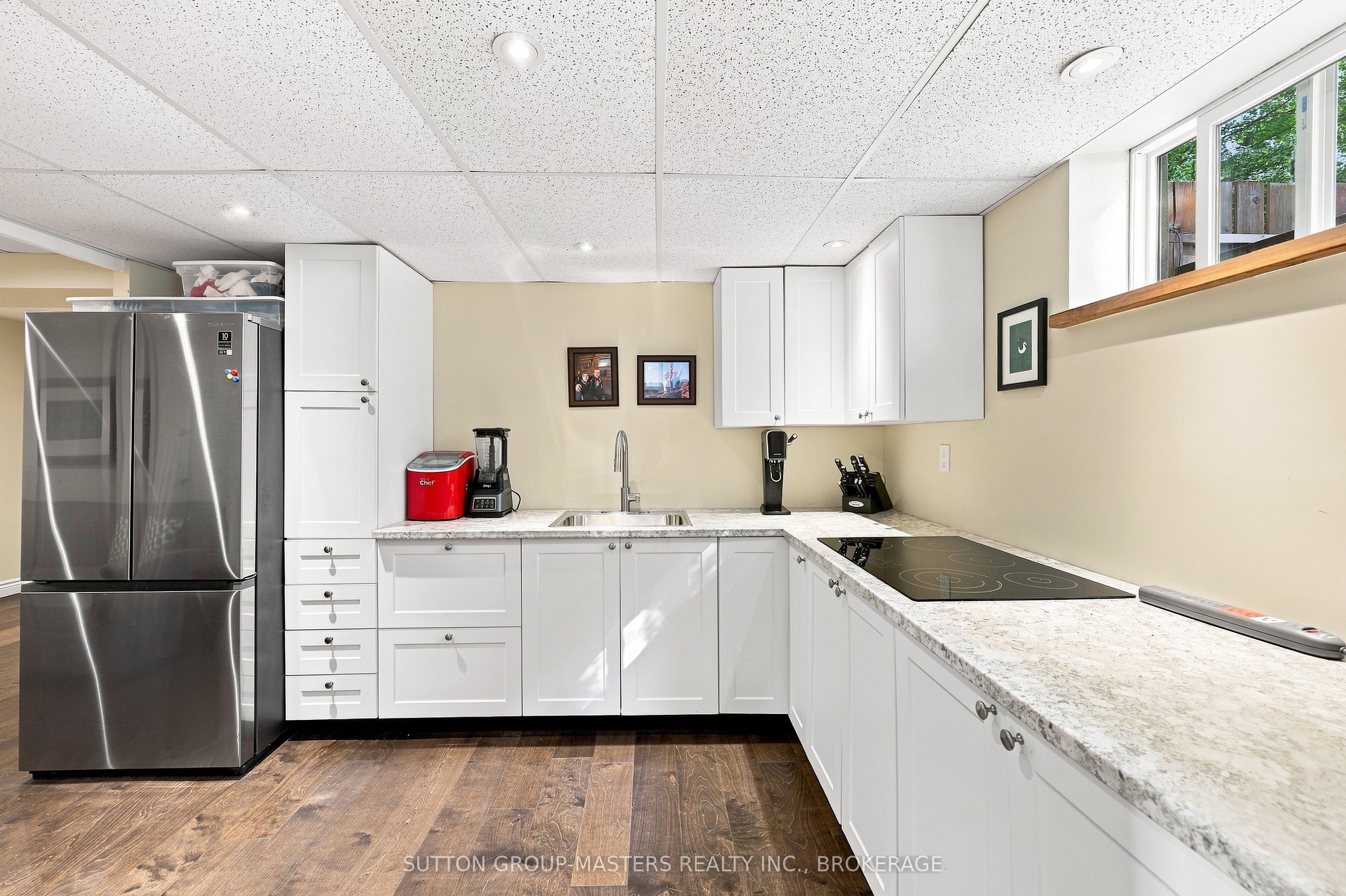 732 Centre Street Property Photo 48