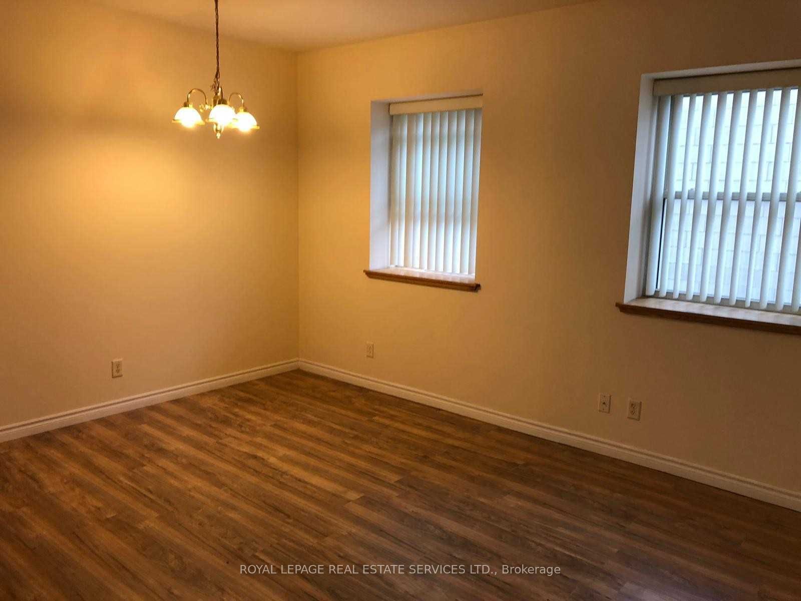 51 Wyndham Street N 305 Property Photo 6