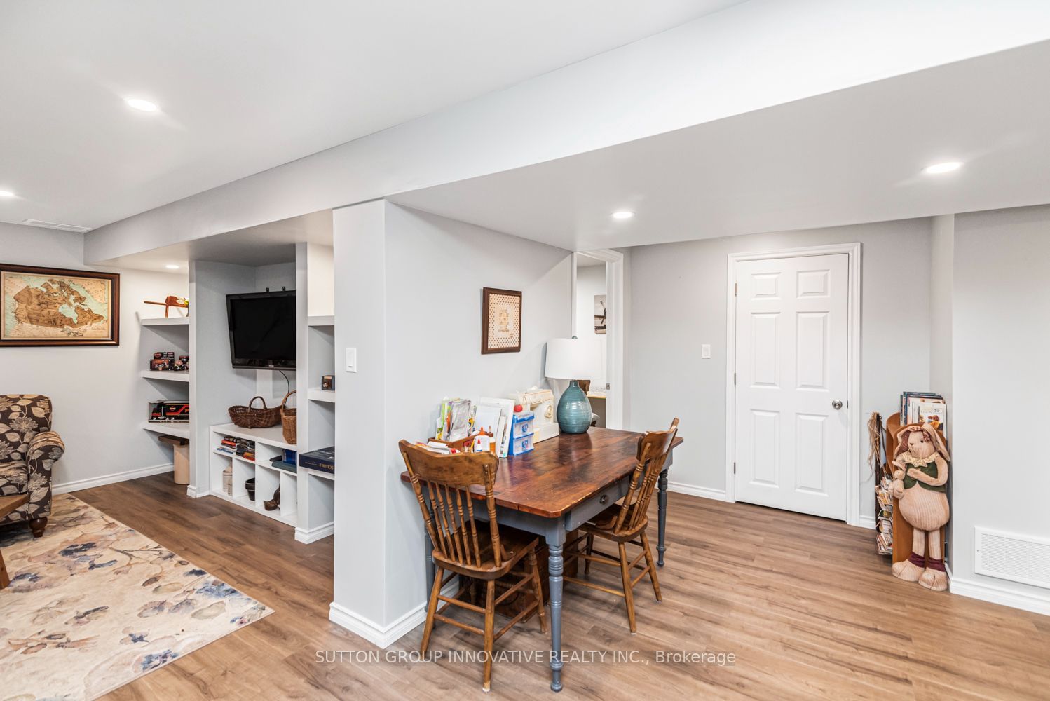 70 Postma Drive Property Photo 24