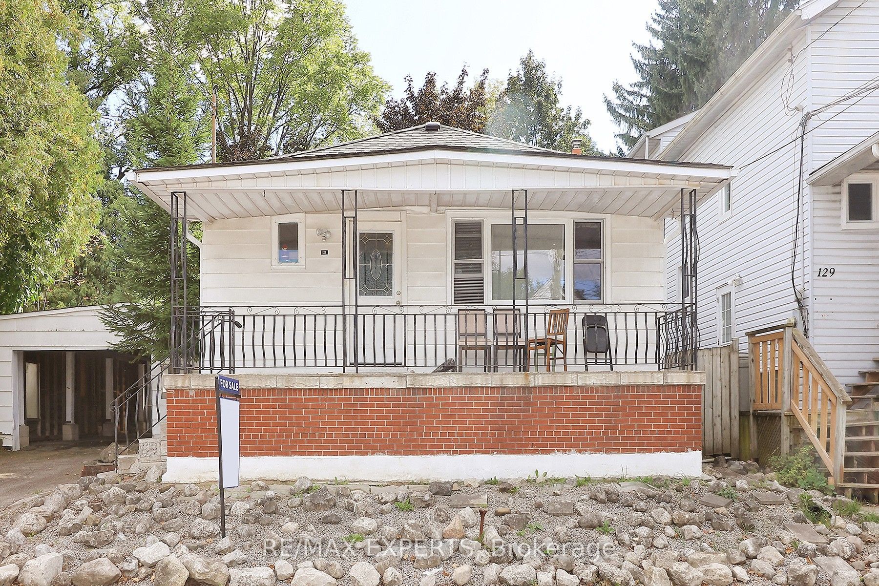127 Whitney Avenue