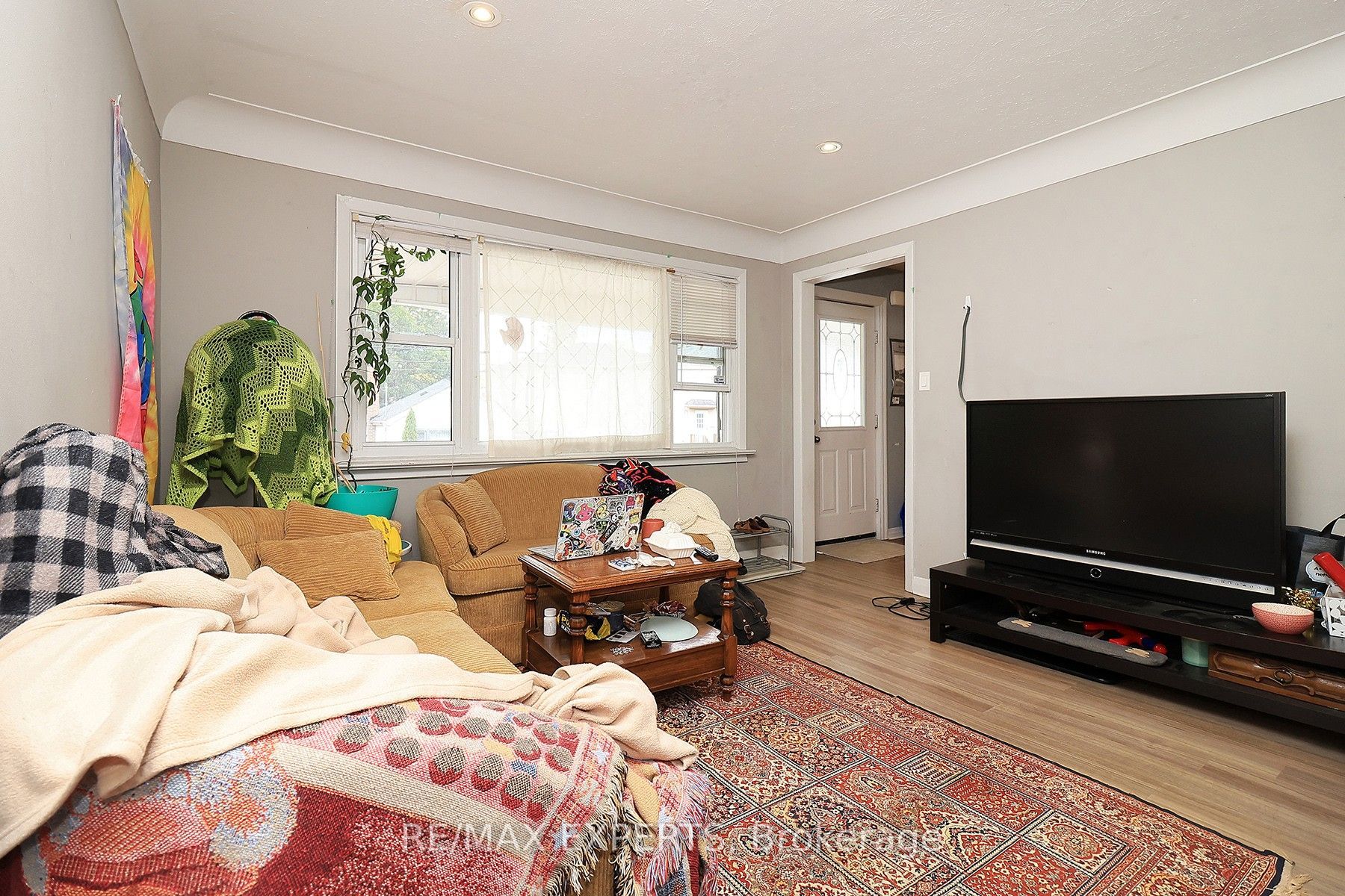 127 Whitney Avenue Property Photo 5