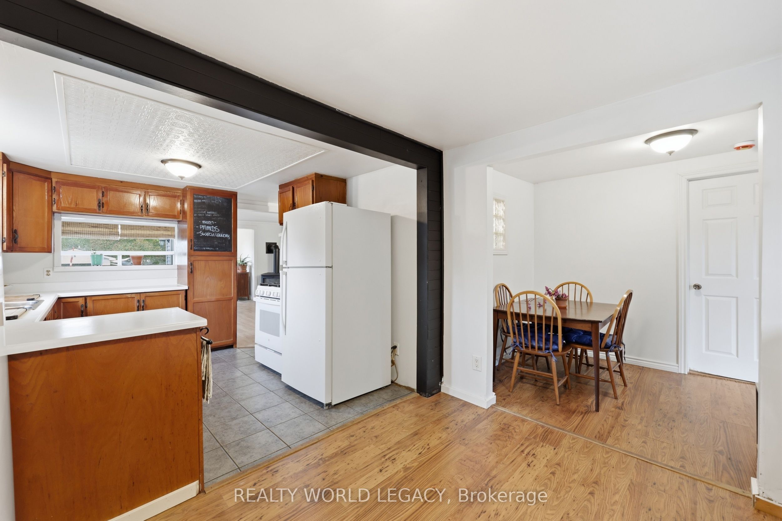 18 Foley Street Property Photo 31