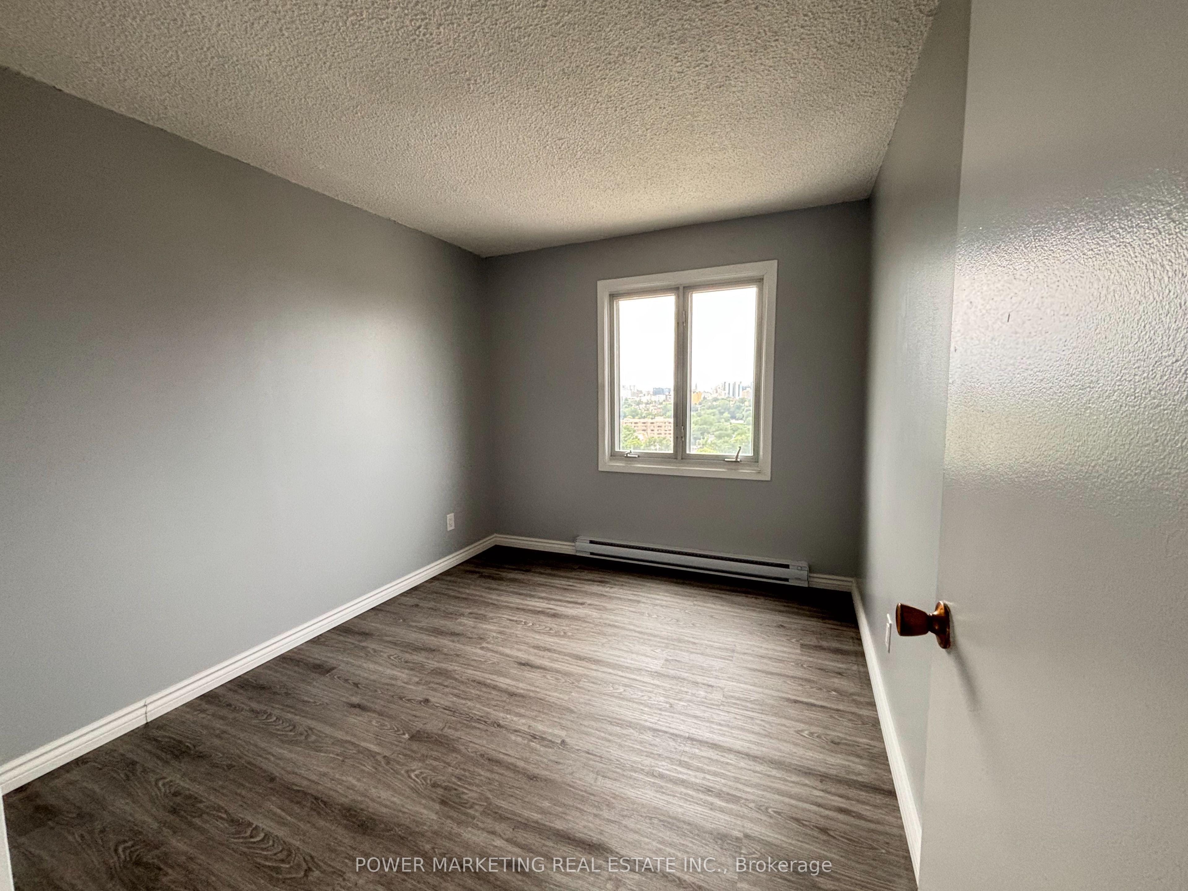 158b Mcarthur Avenue 1604 Property Photo 13