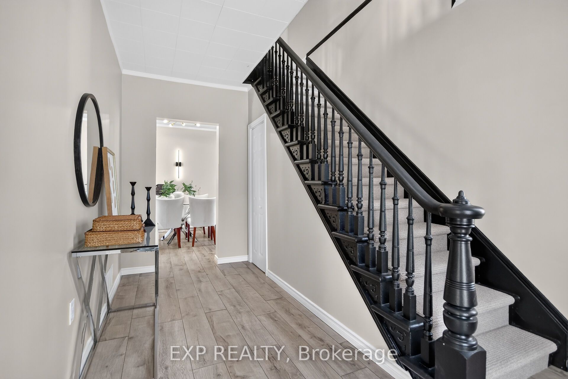 86 Daniel Street N Property Photo 17