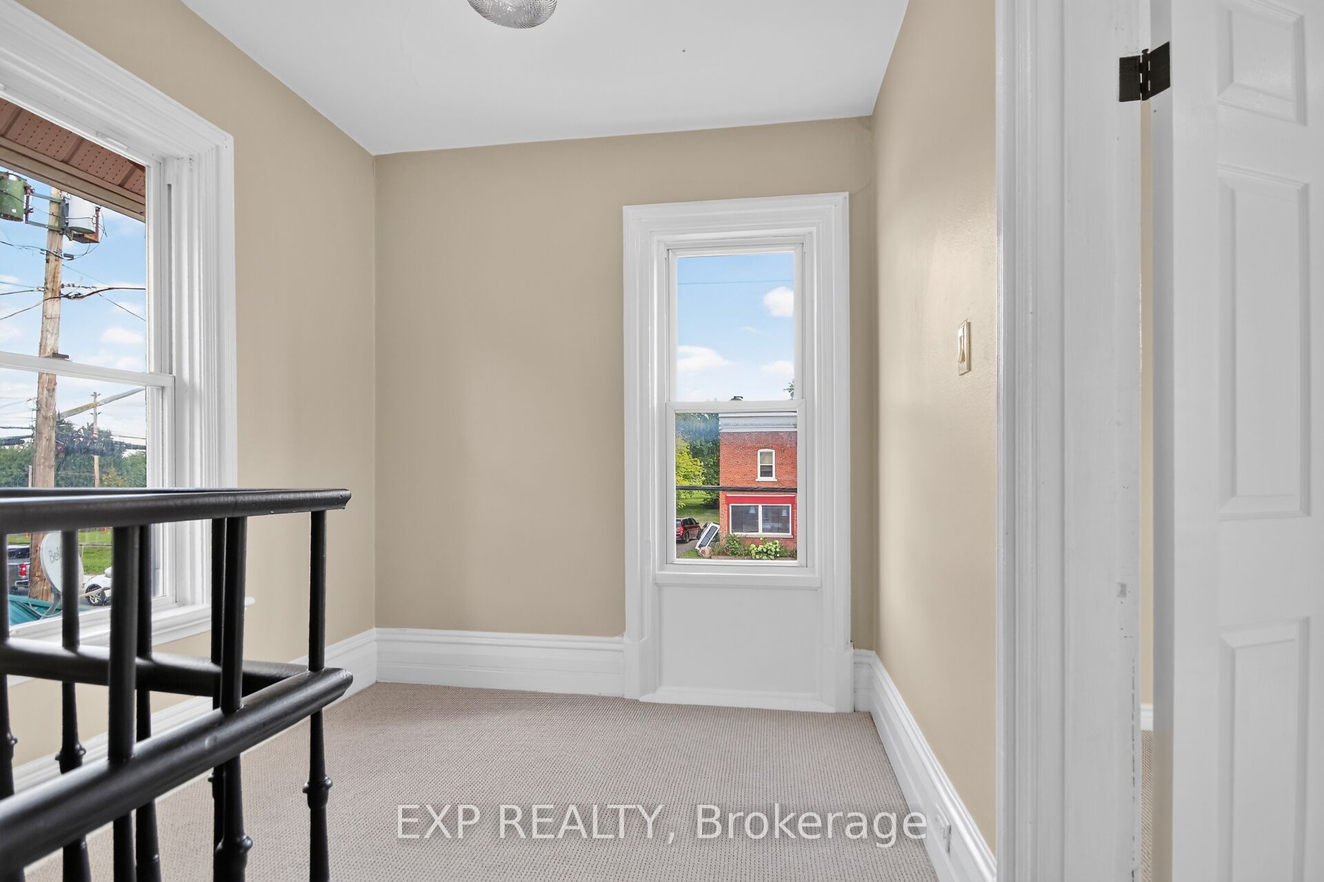 86 Daniel Street N Property Photo 21