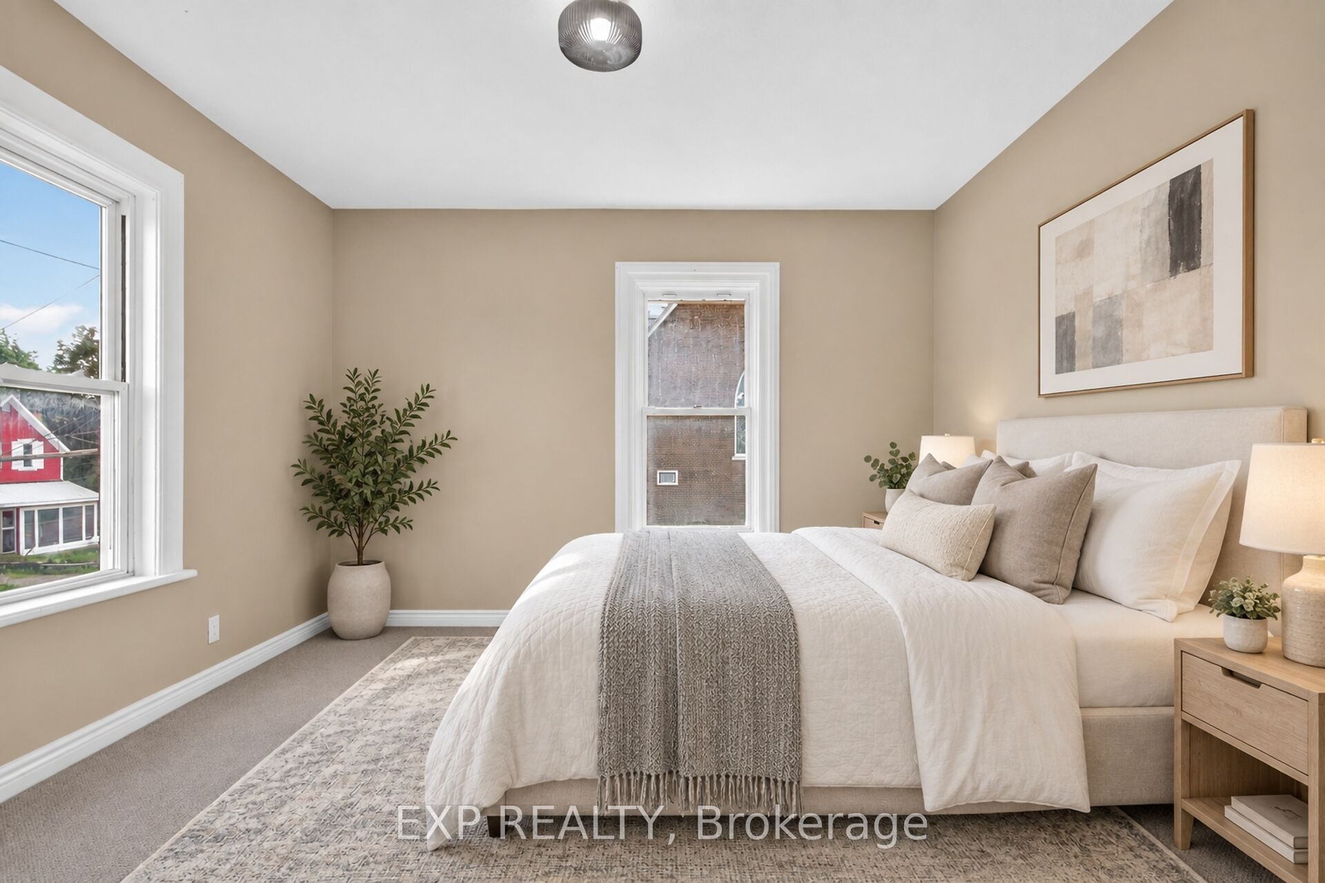 86 Daniel Street N Property Photo 33
