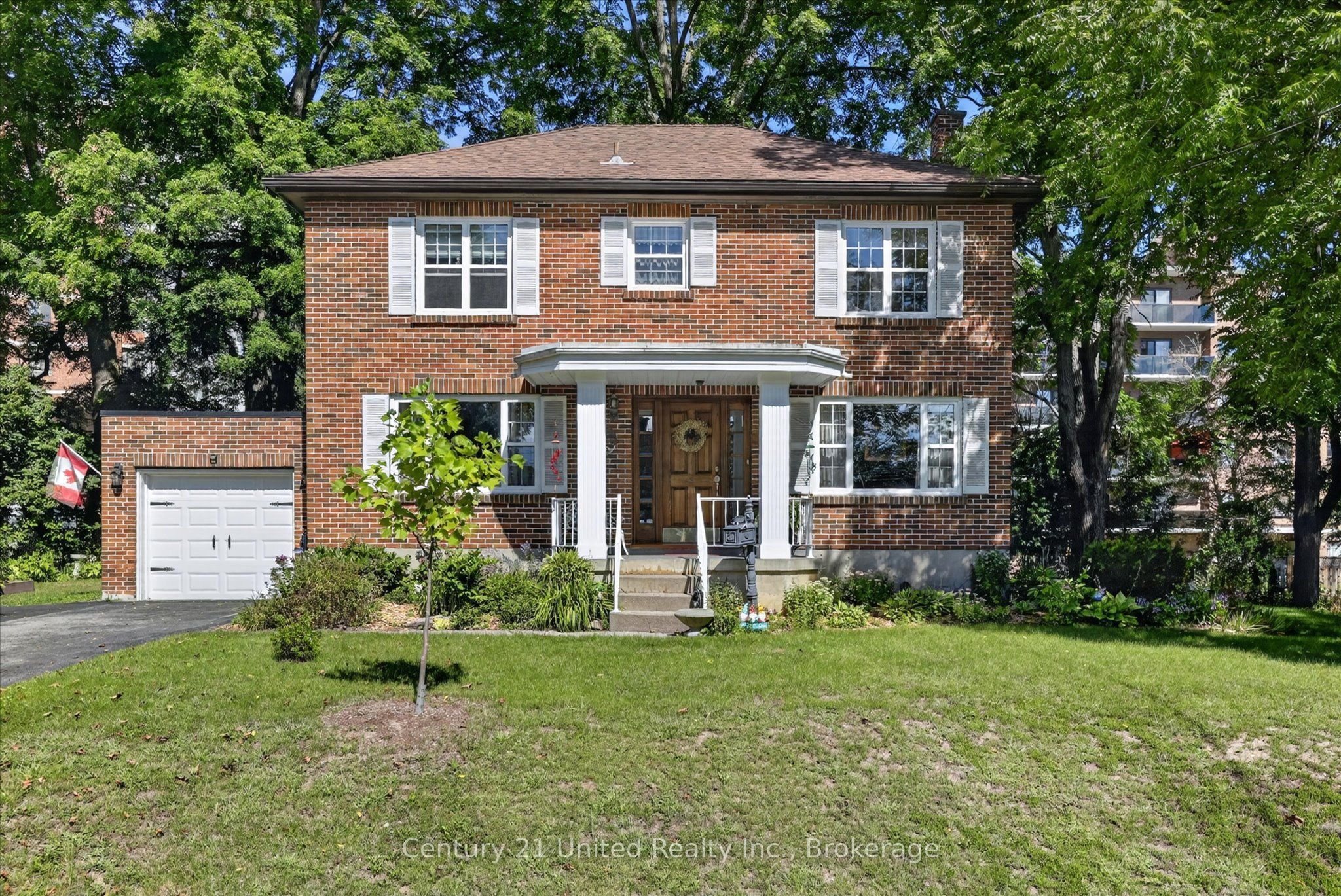 6 Middleton Drive Property Photo 1