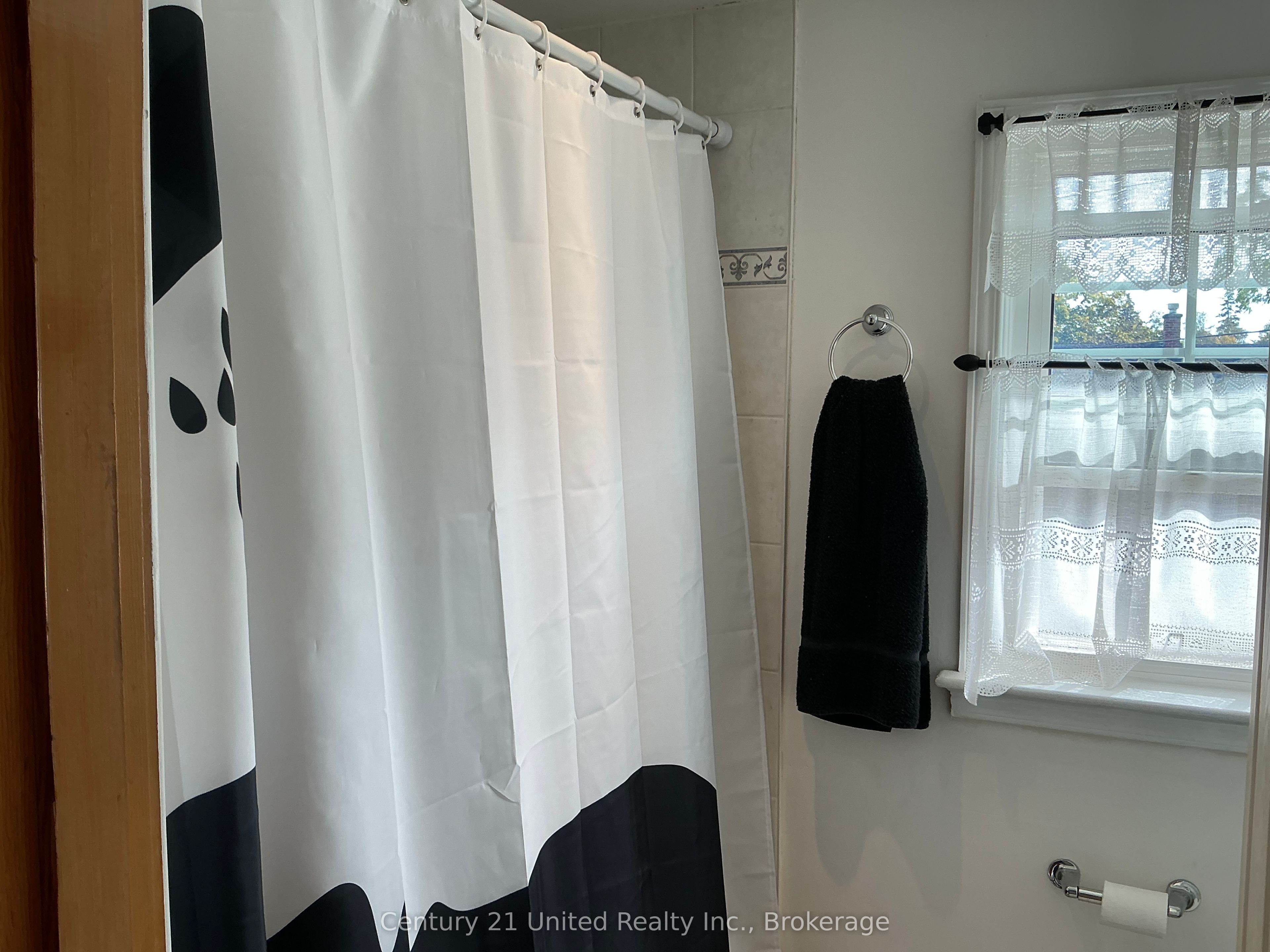 6 Middleton Drive Property Photo 23