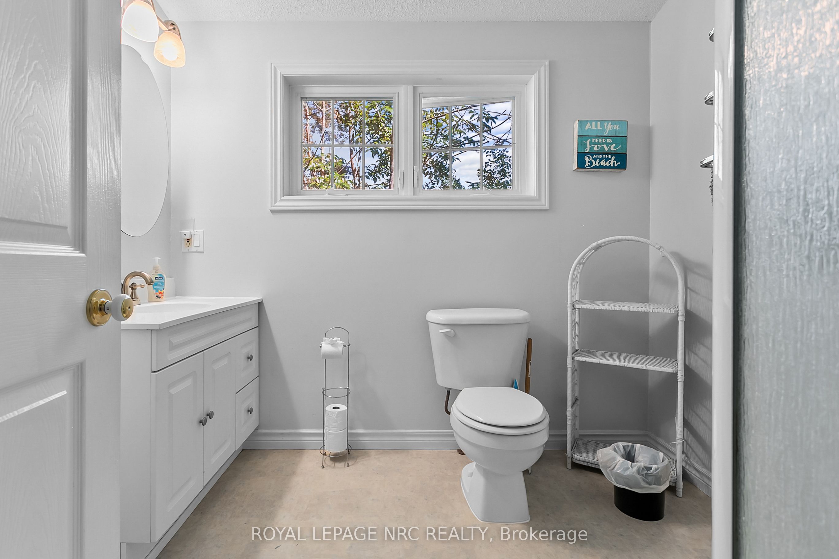 351 Eastwood Avenue Property Photo 17