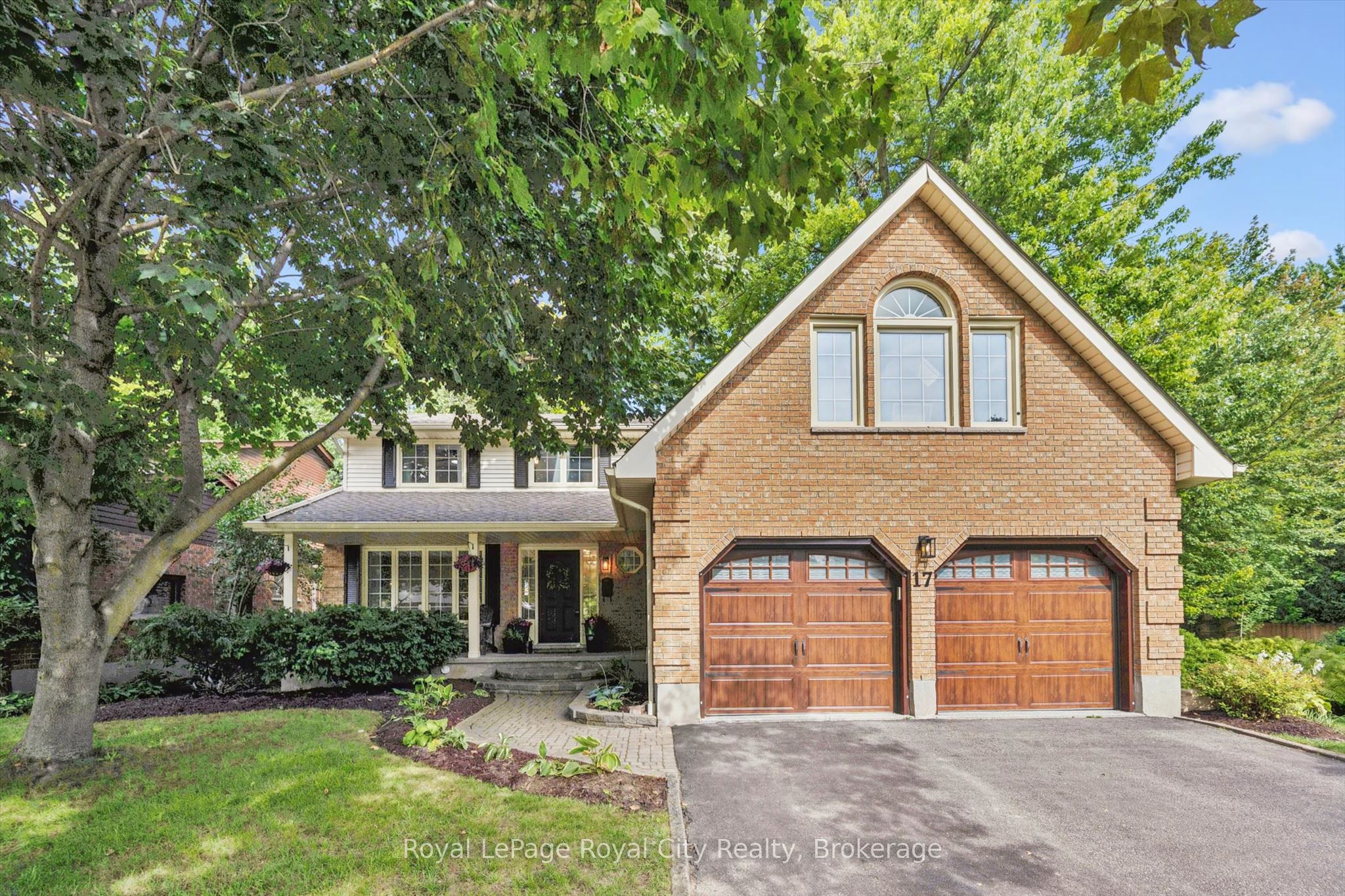 17 Sugarbush Place Property Photo 1