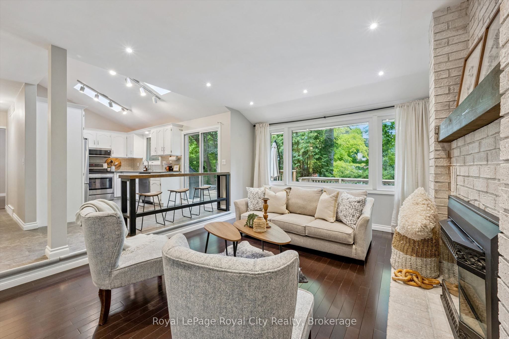 17 Sugarbush Place Property Photo 14
