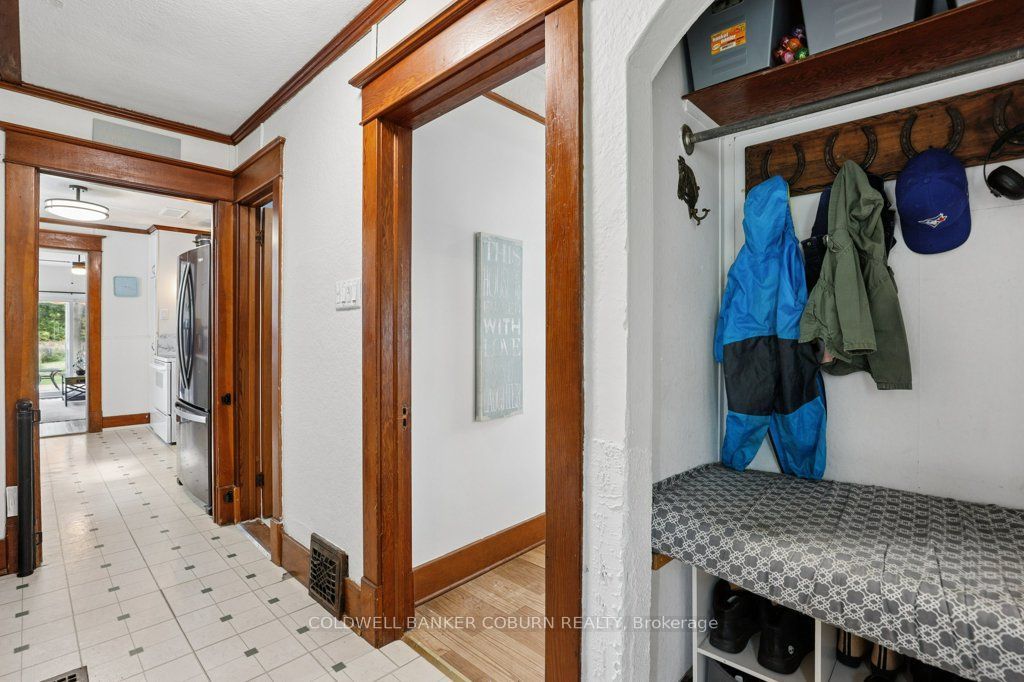 6674 Fourth Line Road S Property Photo 7