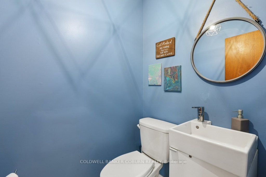 6674 Fourth Line Road S Property Photo 12