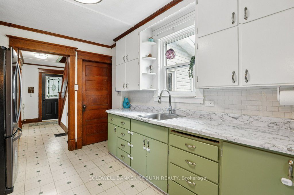 6674 Fourth Line Road S Property Photo 21