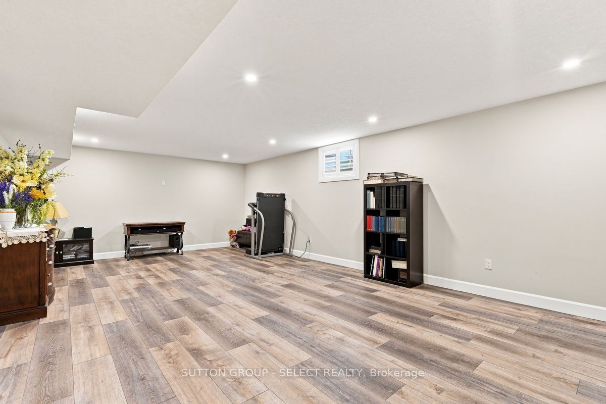 2671 Kettering Place Property Photo 27