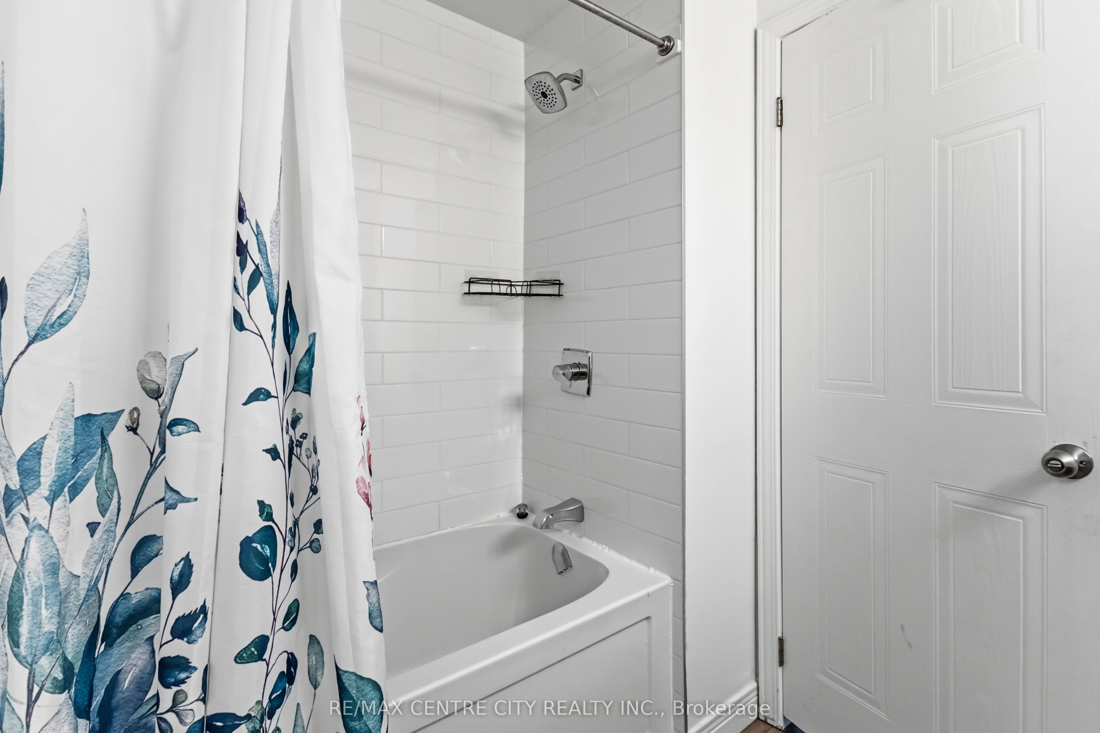 683 Windermere Road 16 Property Photo 33