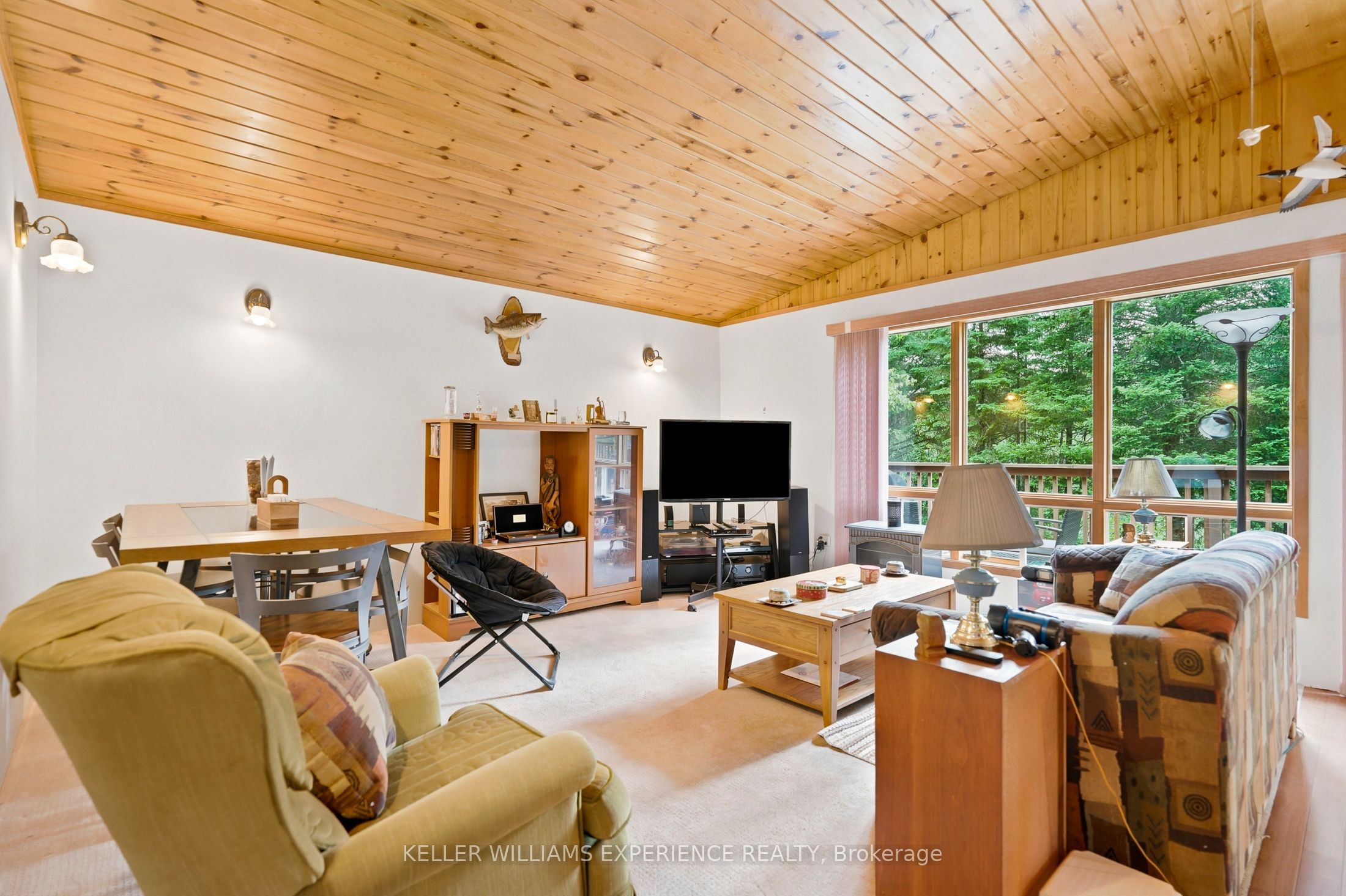 1689 Braeloch Road Property Photo 15