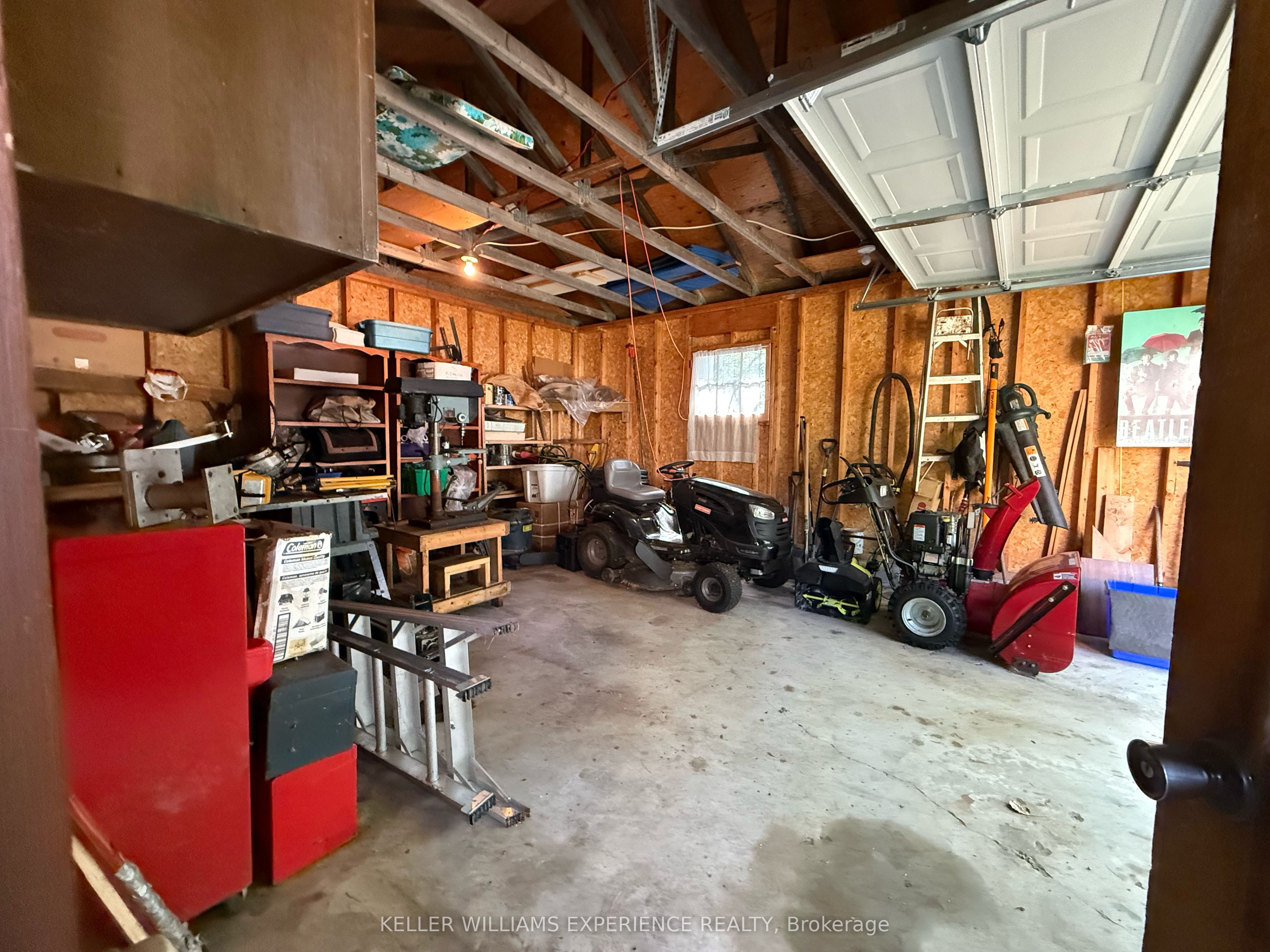 1689 Braeloch Road Property Photo 30