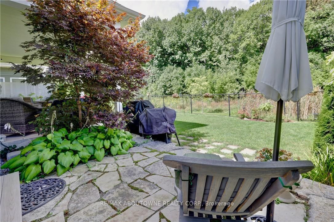 3352 Whispering Wood Trail Property Photo 29