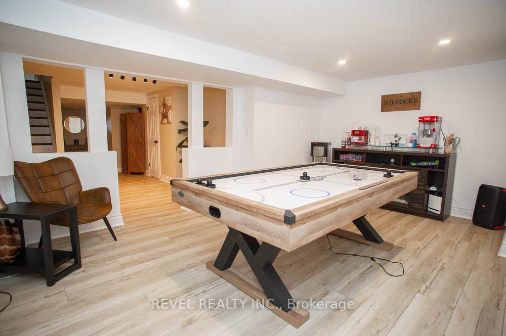 7 Cooper Court Property Photo 32