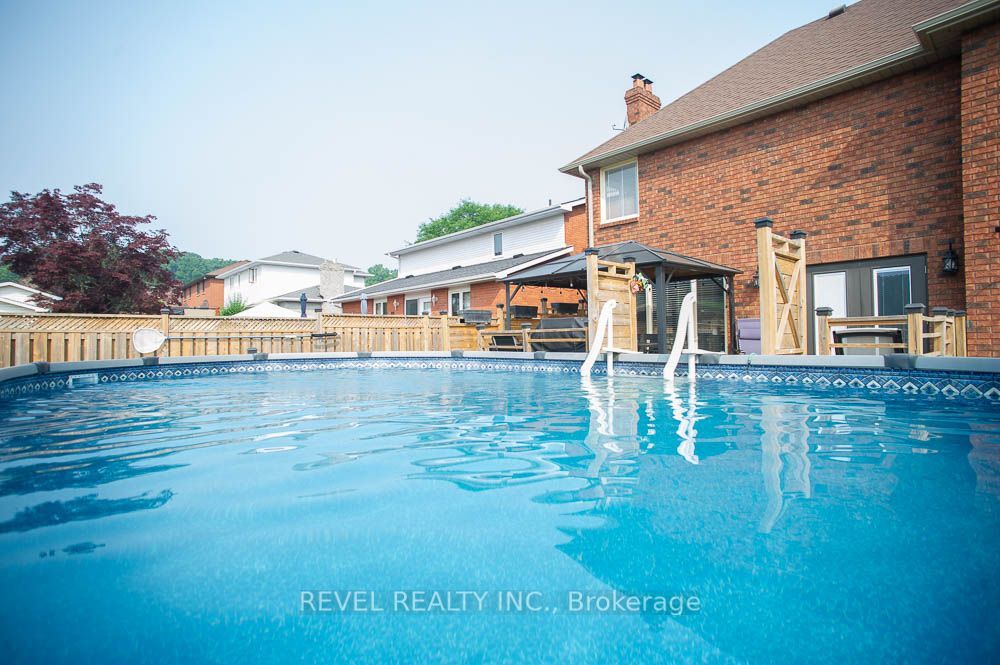 7 Cooper Court Property Photo 37