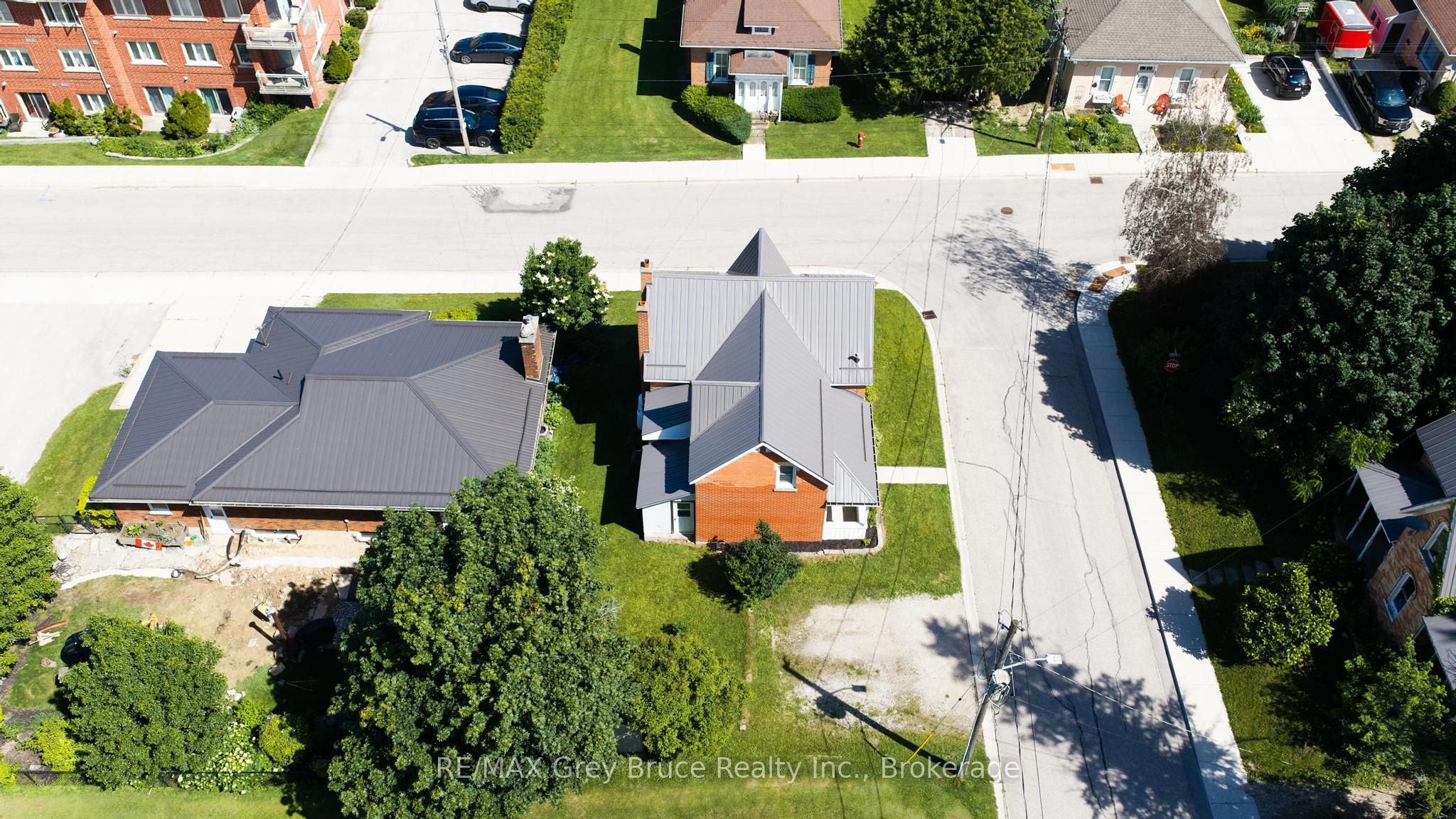 53 3rd Street S Property Photo 3