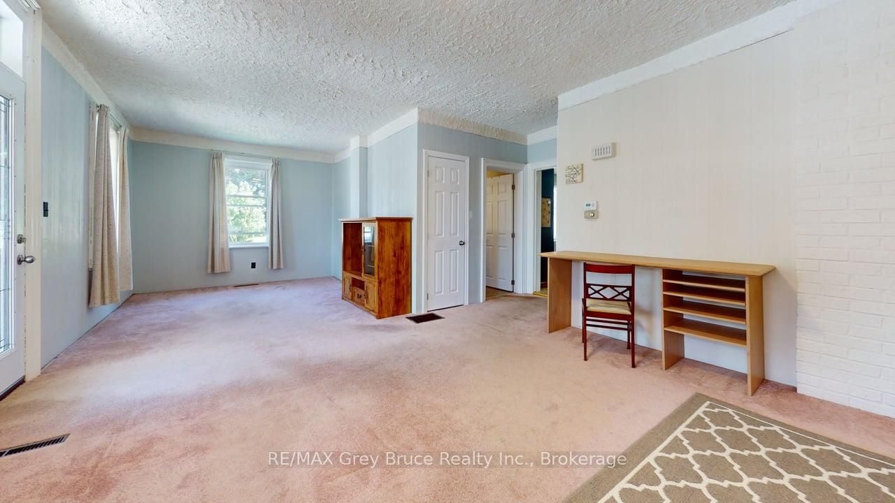 53 3rd Street S Property Photo 13
