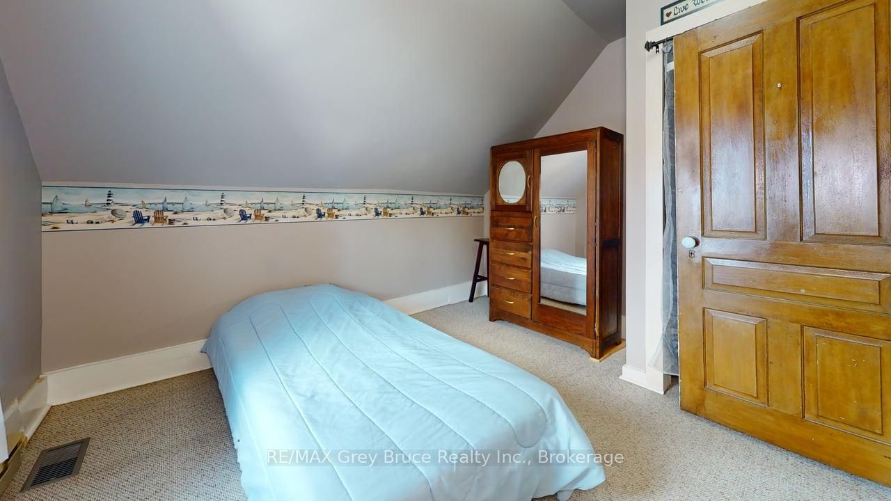 53 3rd Street S Property Photo 17
