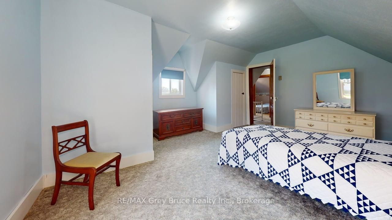 53 3rd Street S Property Photo 18